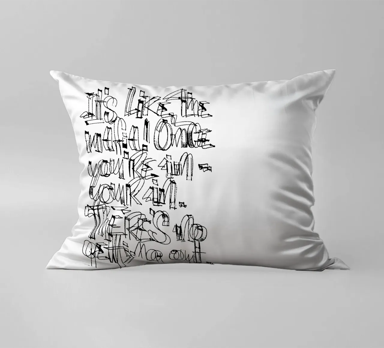 Surfing - if you are in, you are in. cuscino da LIMITED EDITION LETTERS