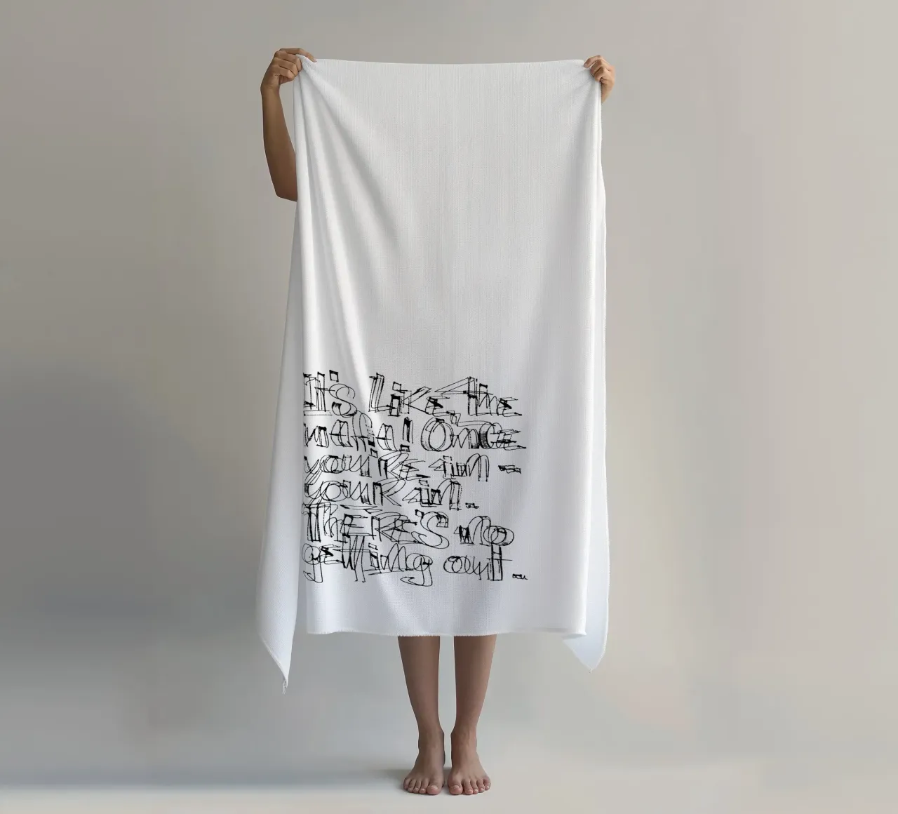 Surfing - if you are in, you are in. Strandtuch von LIMITED EDITION LETTERS