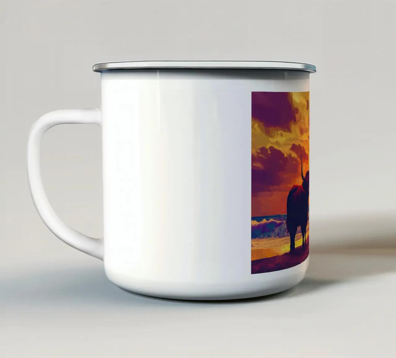 Mucca delle Highlands tazza in smalto da Nikis Art Studio