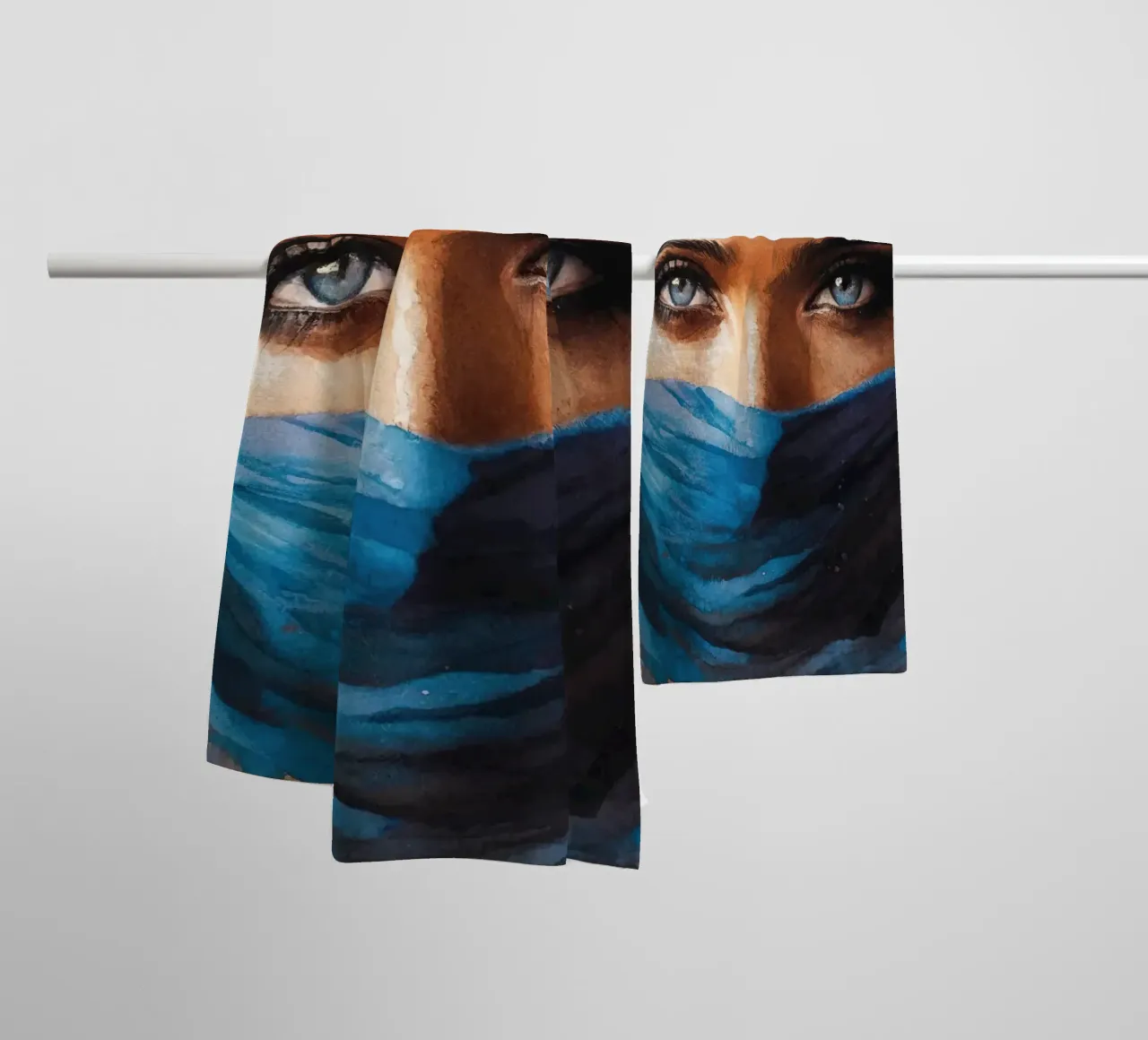 Poderosa mujer tuareg toalla de baño de Chromatic Fusion Studio