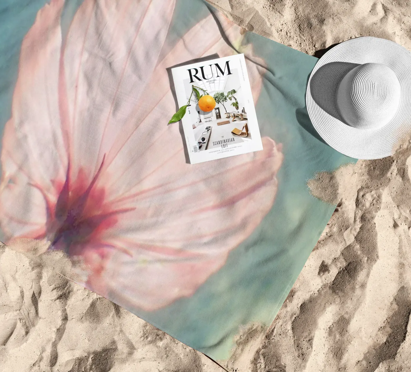 I am happy strandhanddoek van Cassia Beck Photography