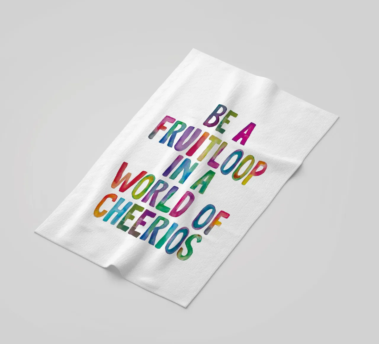Sii un Fruitloop in un mondo di Cheerios Tipografia arcobaleno telo mare da THE MOTIVATED TYPE