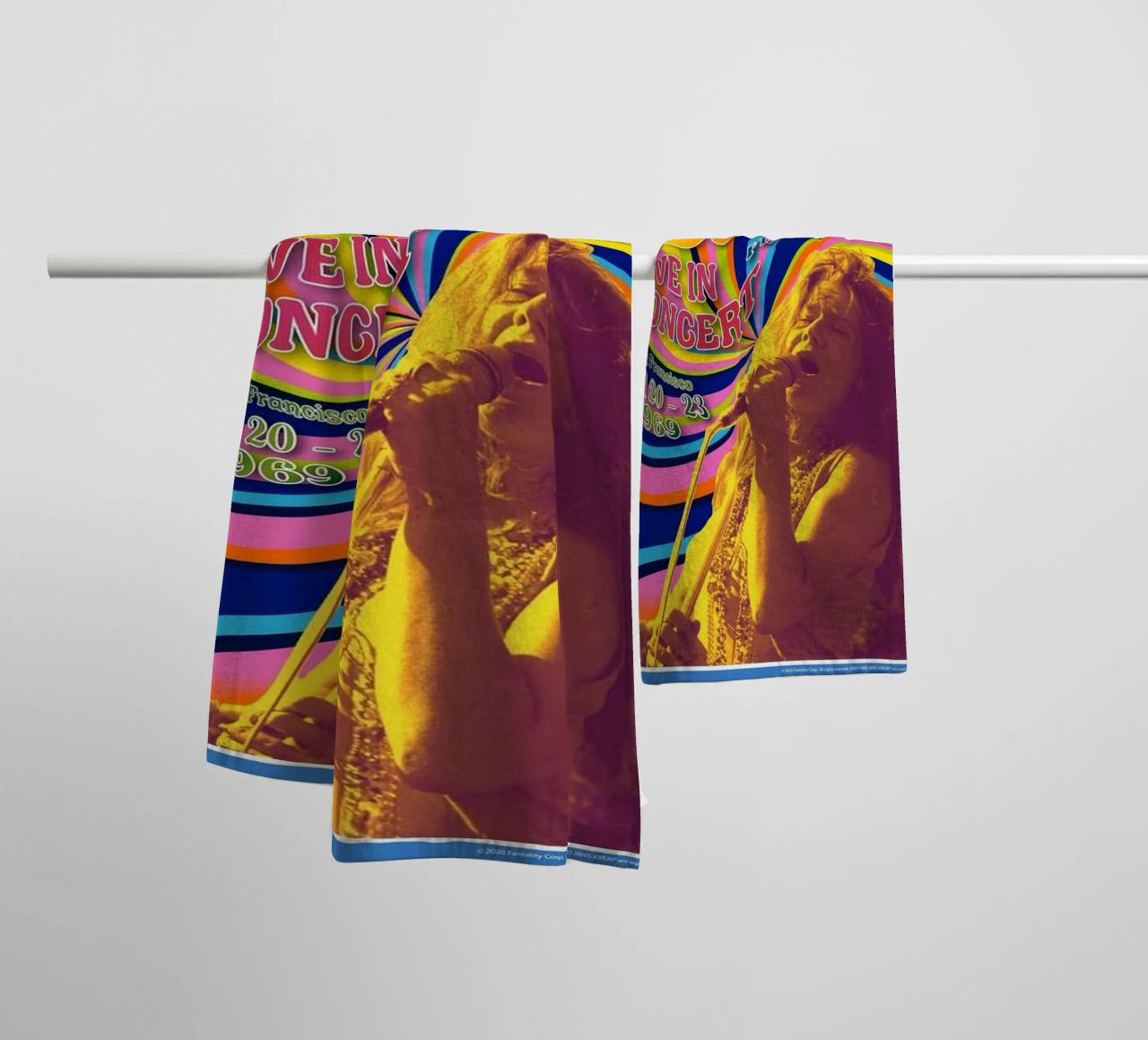 live concert janis joplin 1967 Poster serviette de bain de SoundStudio