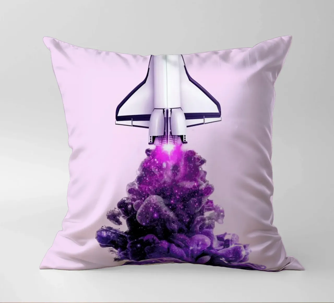 Spaceship Kissen von Paul Fuentes Design