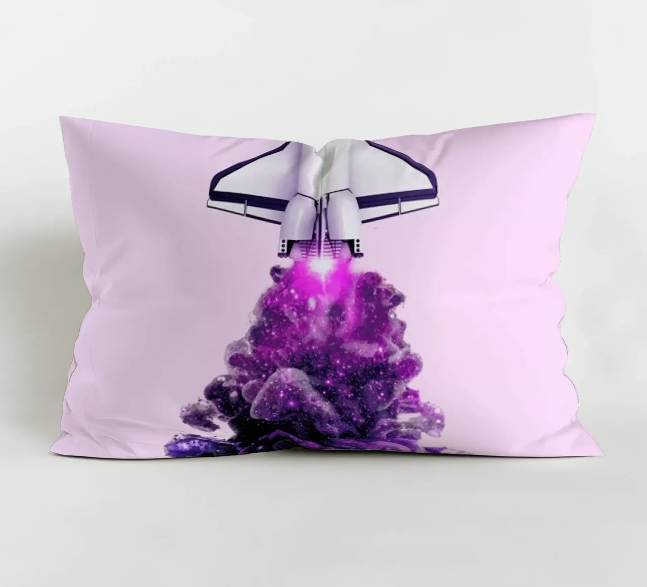 Spaceship cuscino da Paul Fuentes Design