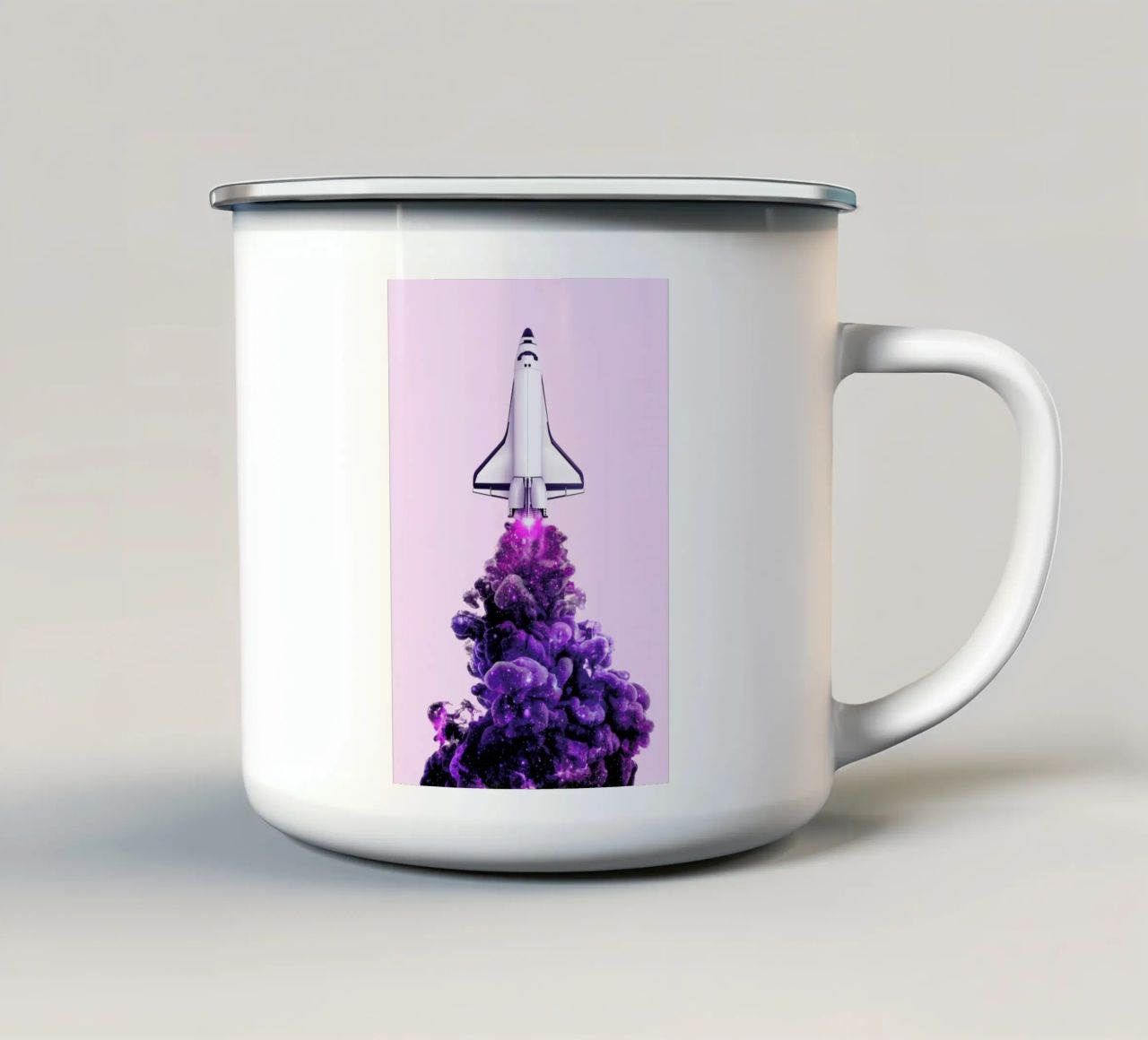 Spaceship tazza in smalto da Paul Fuentes Design