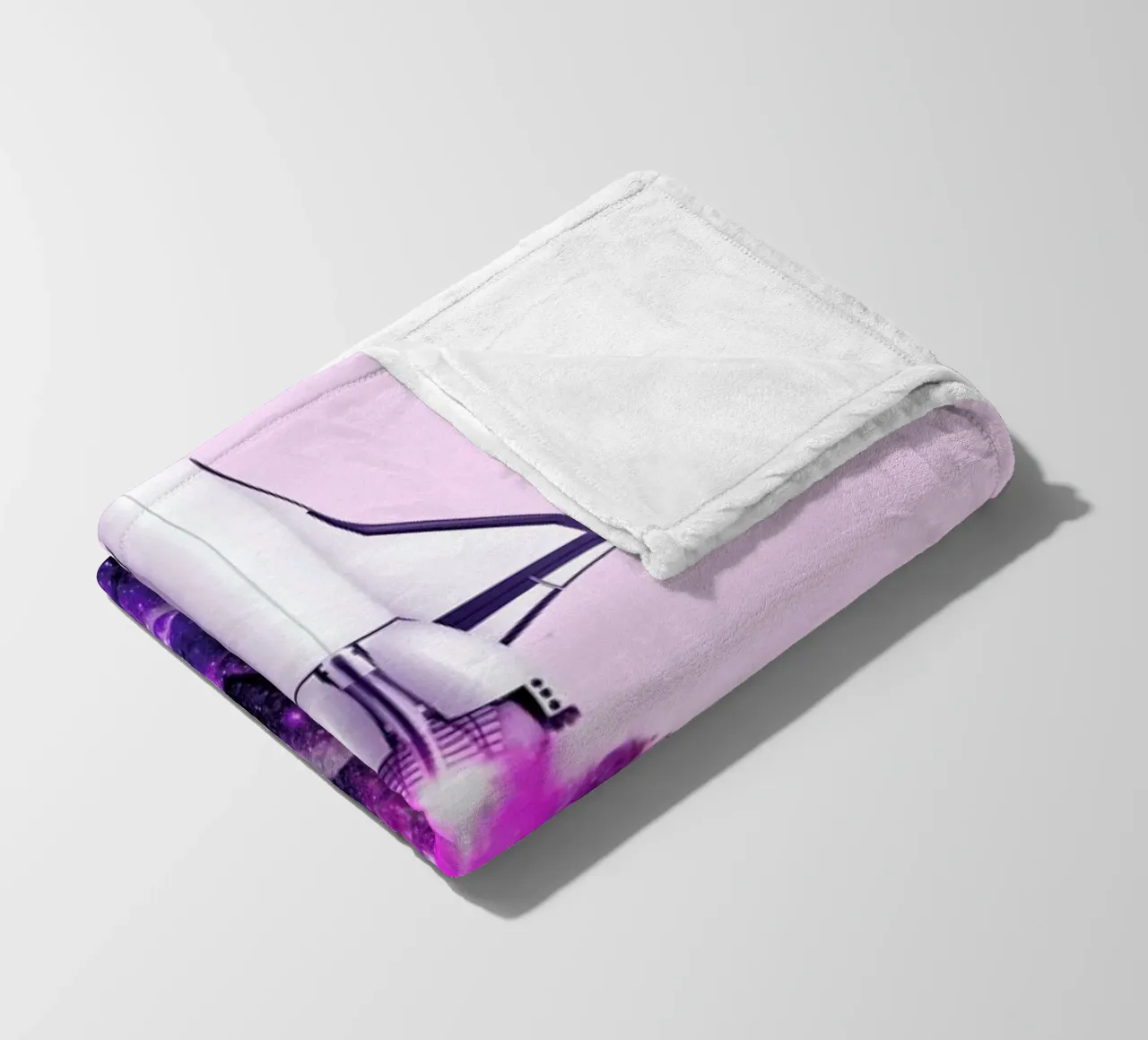 Spaceship coperta in pile da Paul Fuentes Design