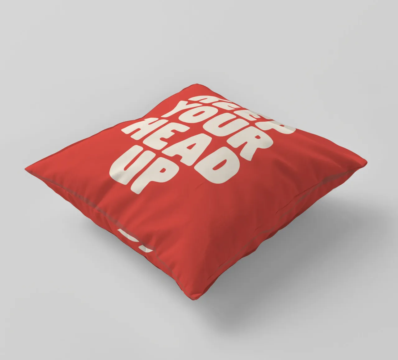 Design tipografico ottimistico "Keep Your Head Up" (Tieni la testa alta) cuscino da THE MOTIVATED TYPE
