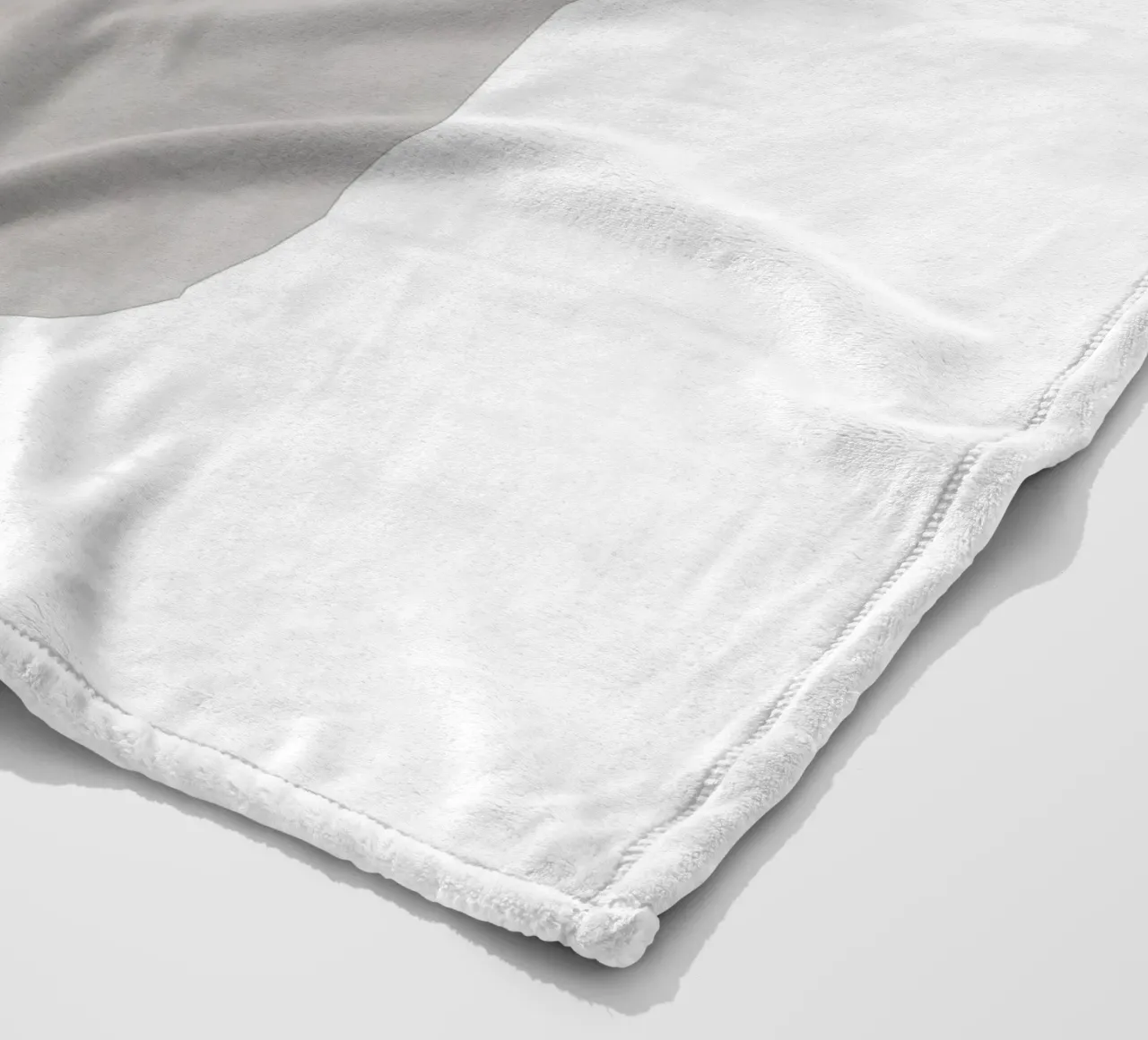 Caffè di plastica coperta in pile da Simon Koy