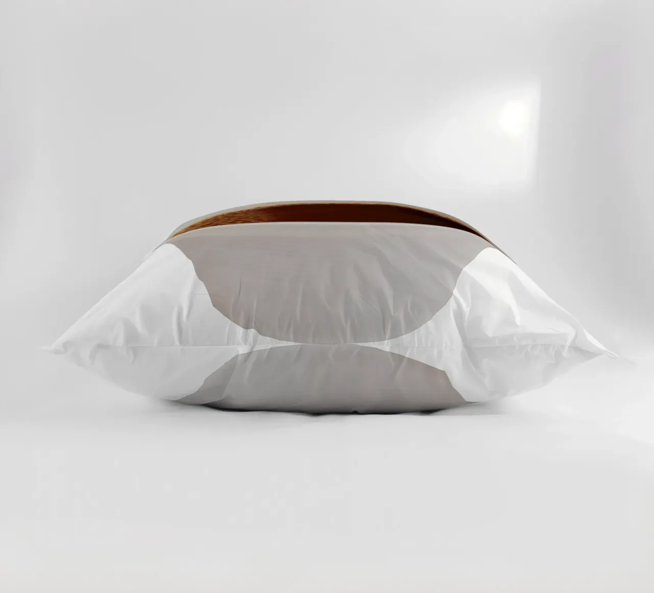 Caffè di plastica cuscino da Simon Koy
