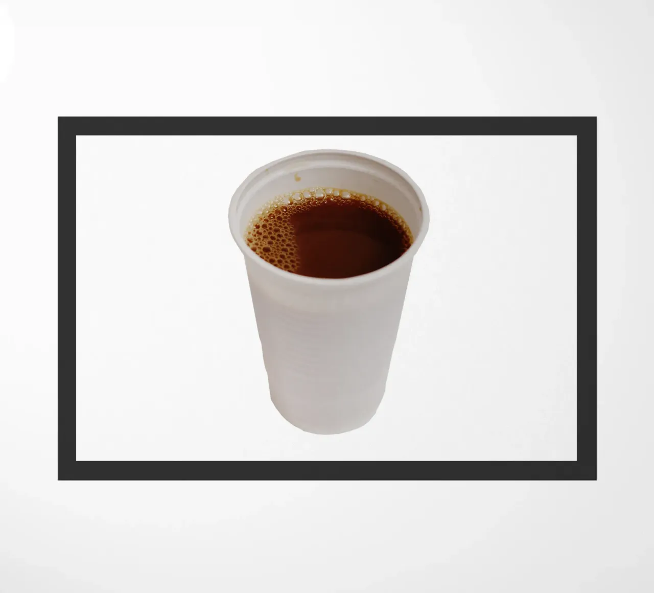 Caffè di plastica zerbino da Simon Koy