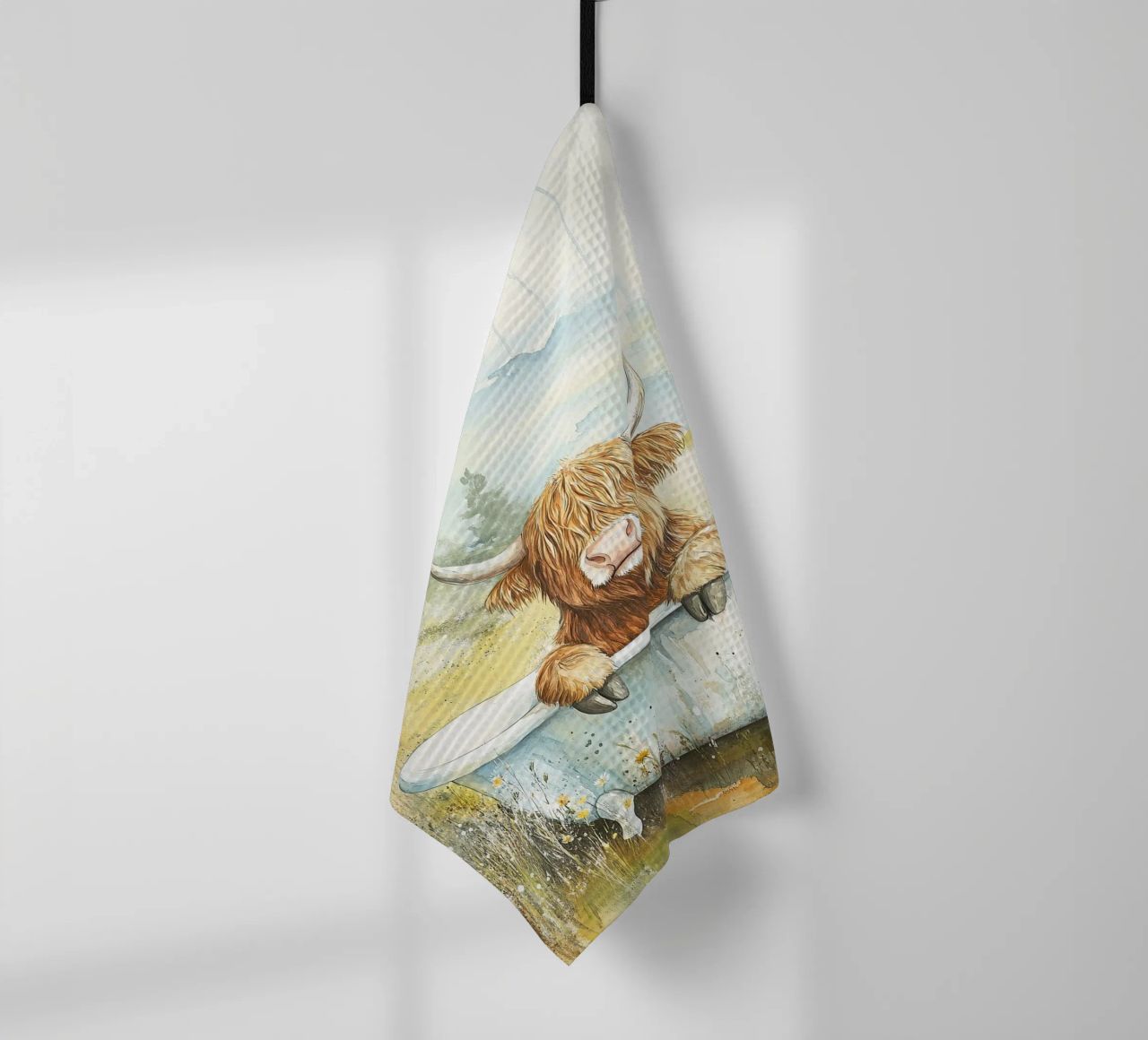 Vache des Highlands torchon de Nikis Art Studio