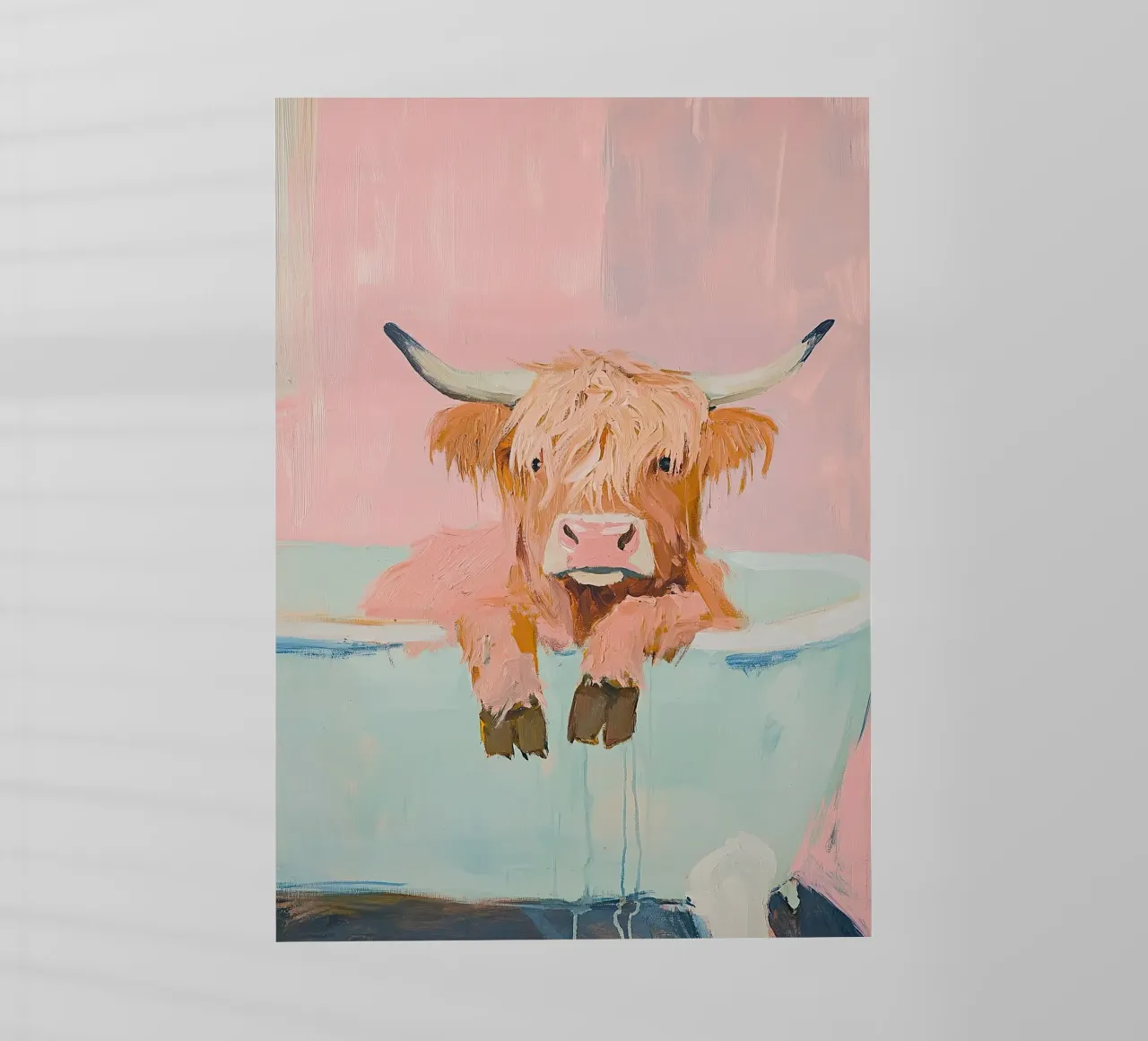 Mucca Highland nella vasca da bagno pellicola backlit da Nikis Art Studio