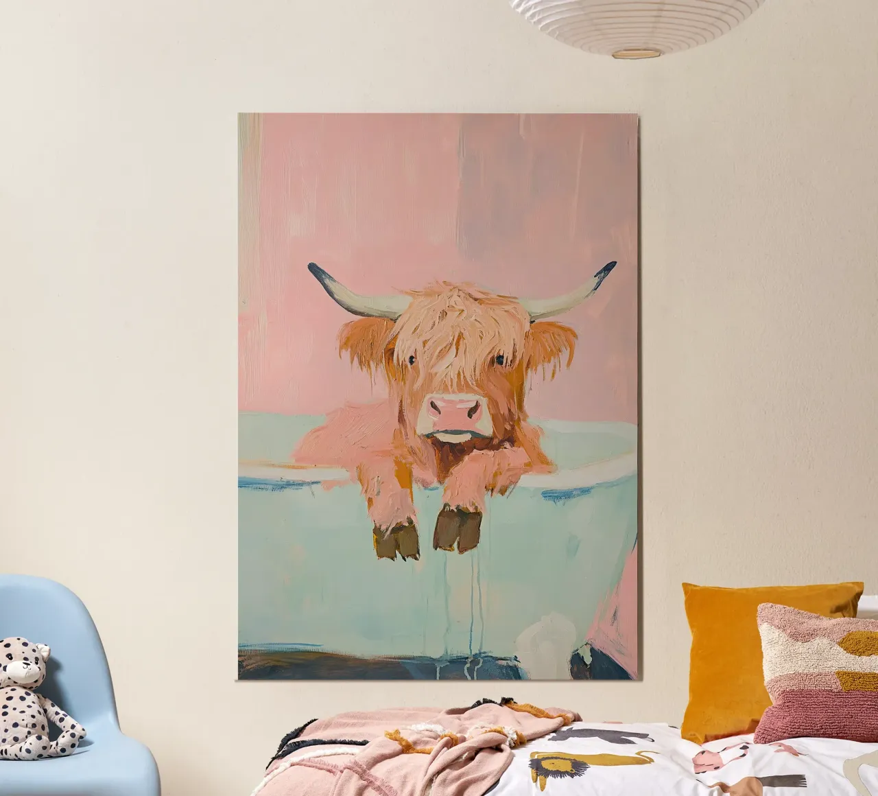 Mucca Highland nella vasca da bagno alluminio dibond da Nikis Art Studio