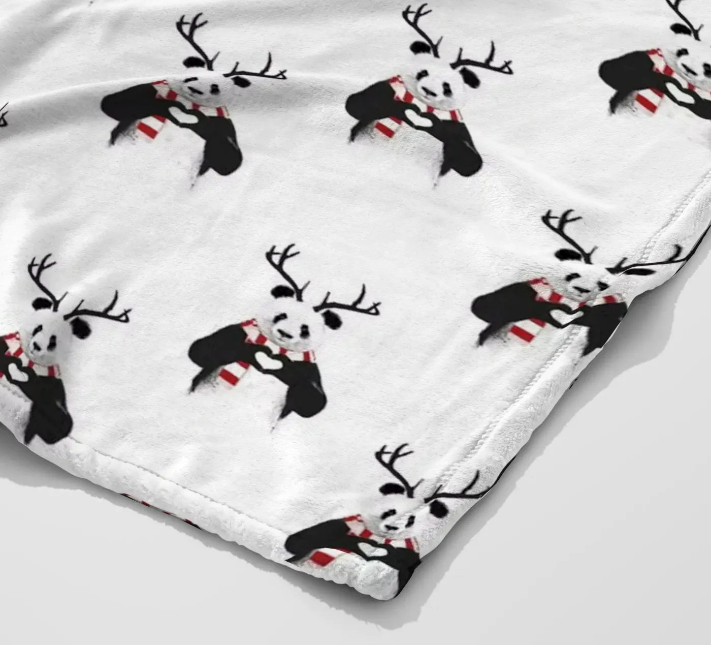 Xmas Panda Pattern coperta in pile da Balazs Solti