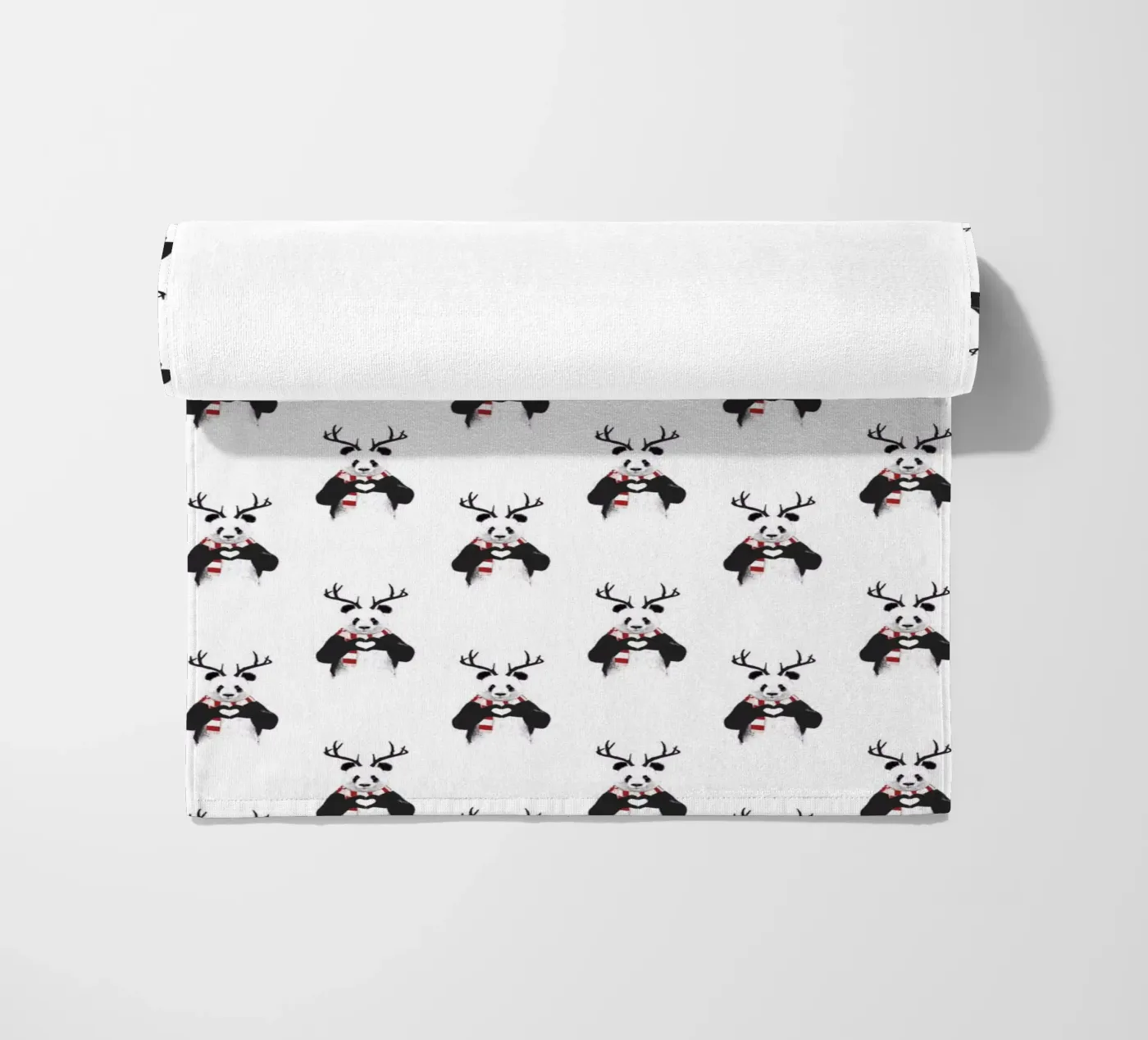 Xmas Panda Pattern strandhanddoek van Balazs Solti