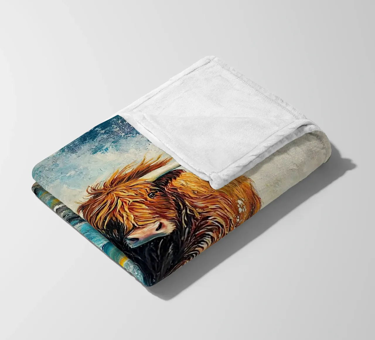 Mucca delle Highlands coperta in pile da Nikis Art Studio