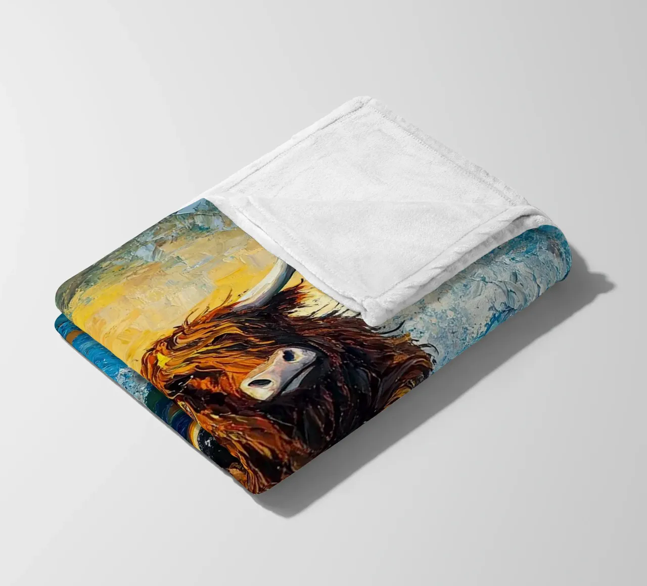 Mucca delle Highlands coperta in pile da Nikis Art Studio