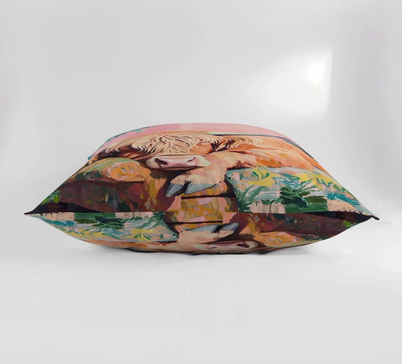 Mucca delle Highlands cuscino da Nikis Art Studio