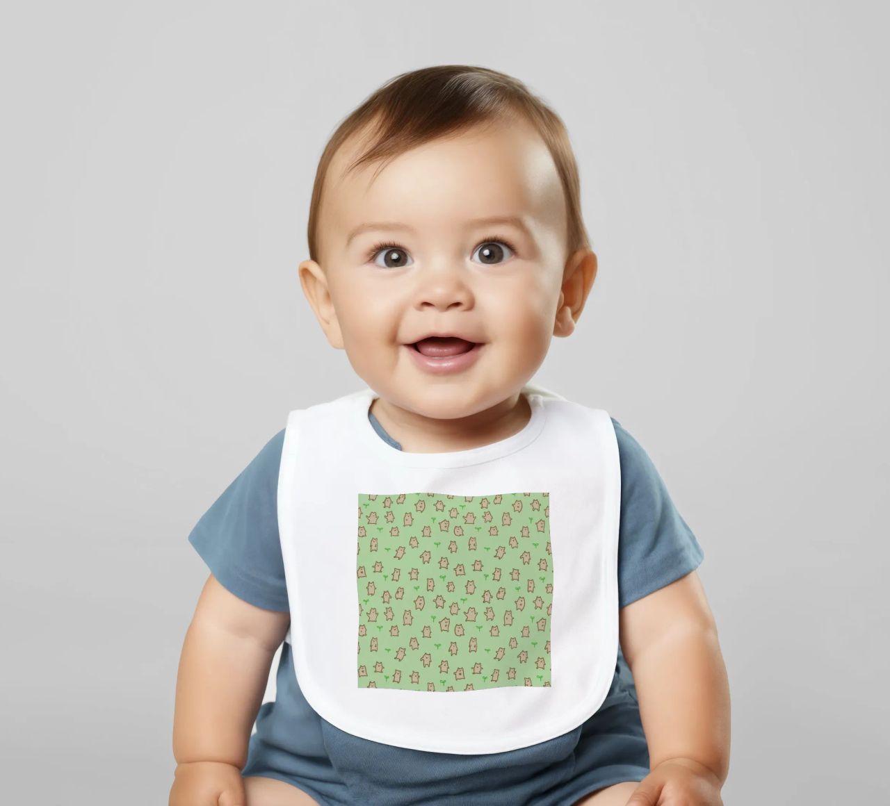 Tiny Bears Pattern bavaglino da Sophie Corrigan