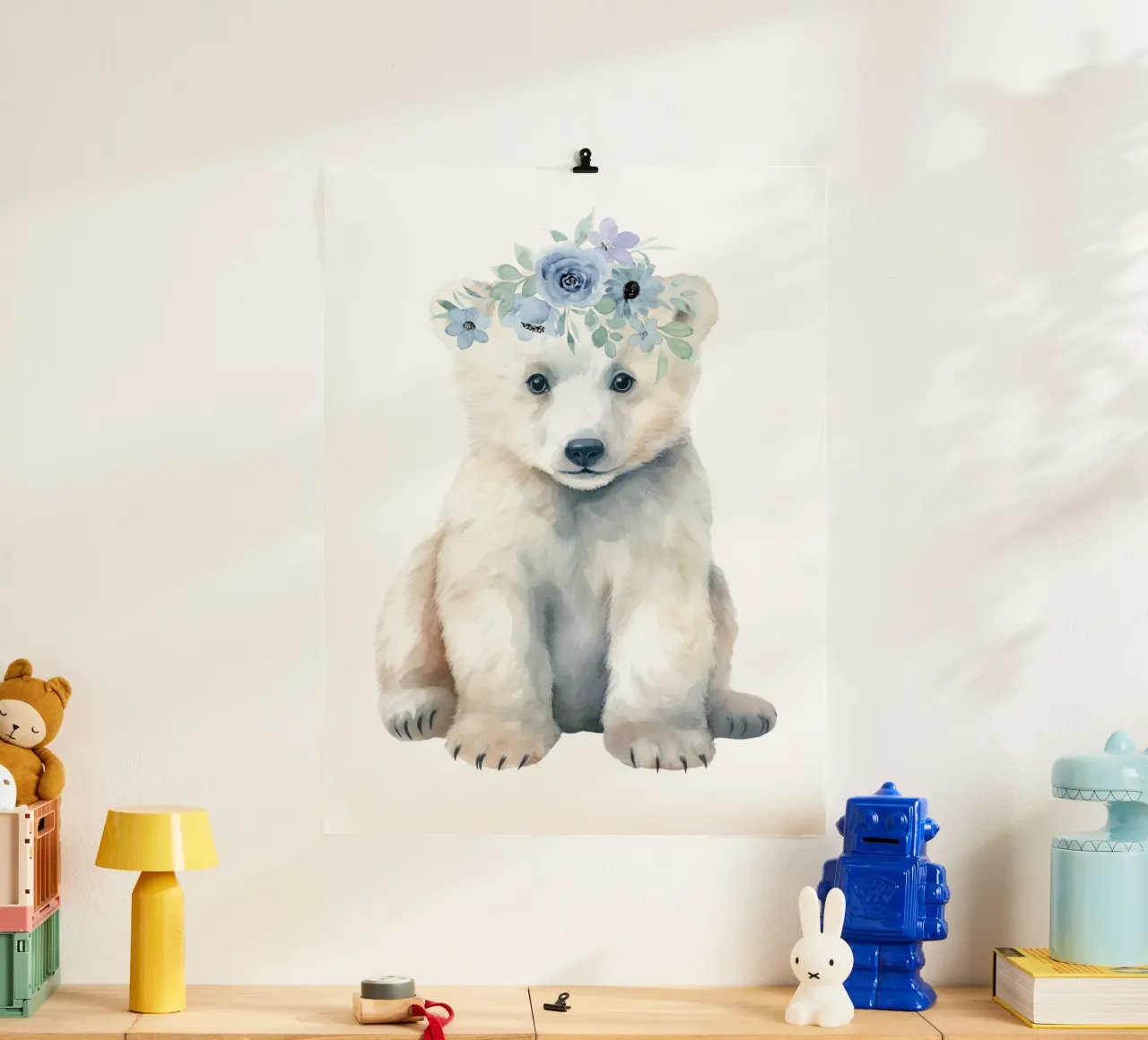 Orso polare, illustrazione carina per la cameretta, acquerello floreale poster con telaio in alluminio da Little Lila