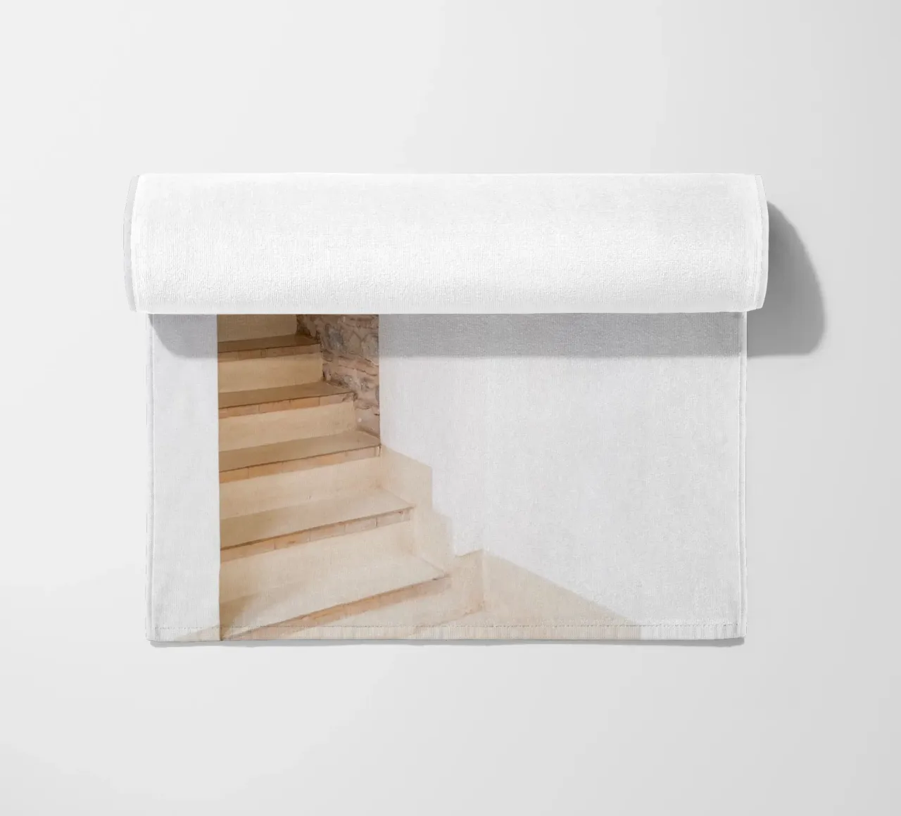 Scala ad arco bianca Boho a Marrakech telo mare da Henrike Schenk Photography