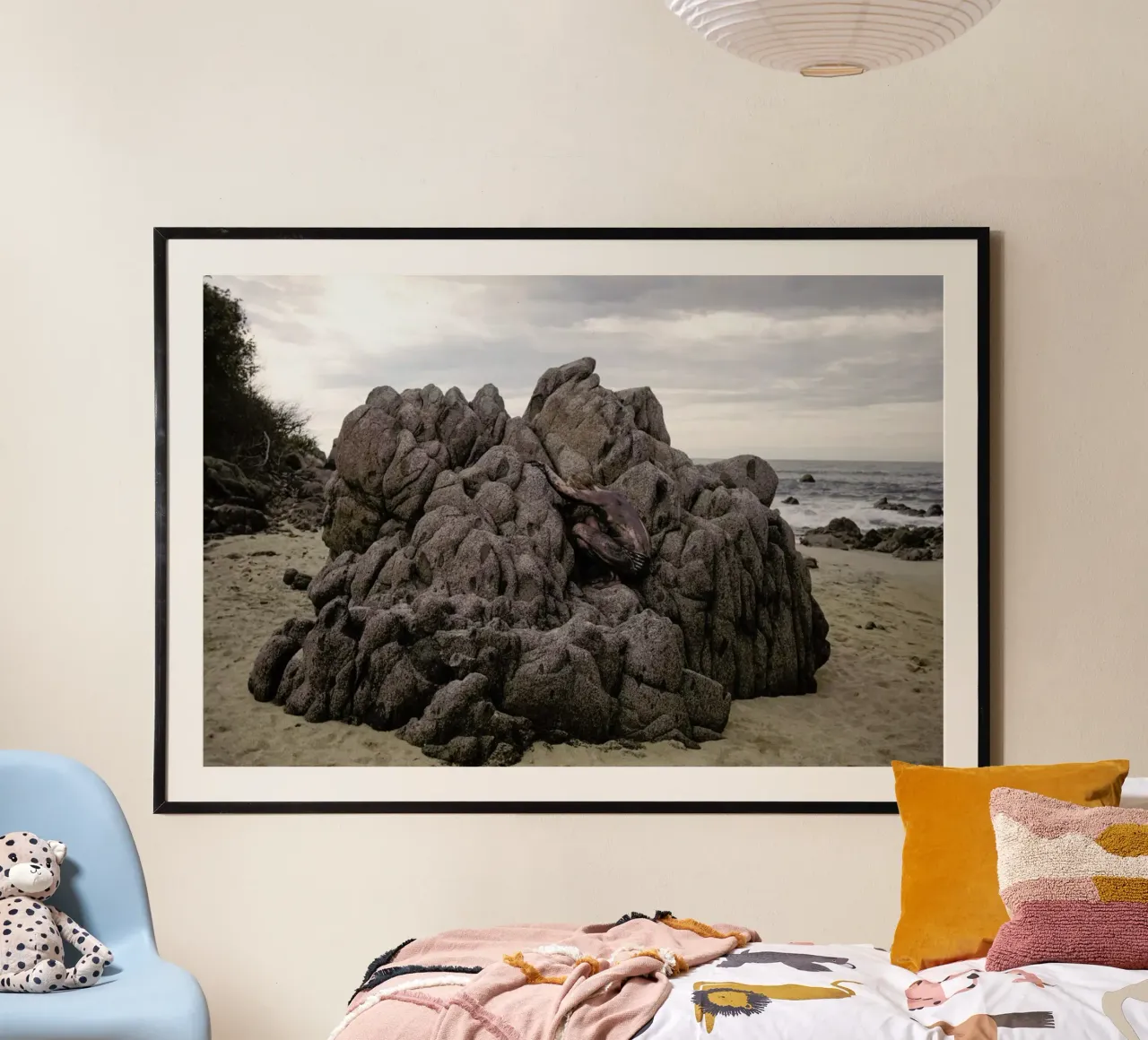 Black Sand 3 poster con telaio in legno da Ana Topoleanu