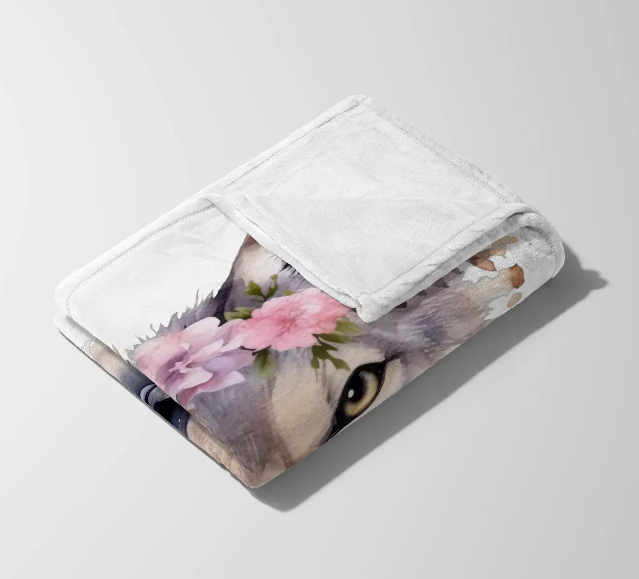 Illustrazione di lupo ad acquerello con corona di fiori coperta in pile da Little Lila