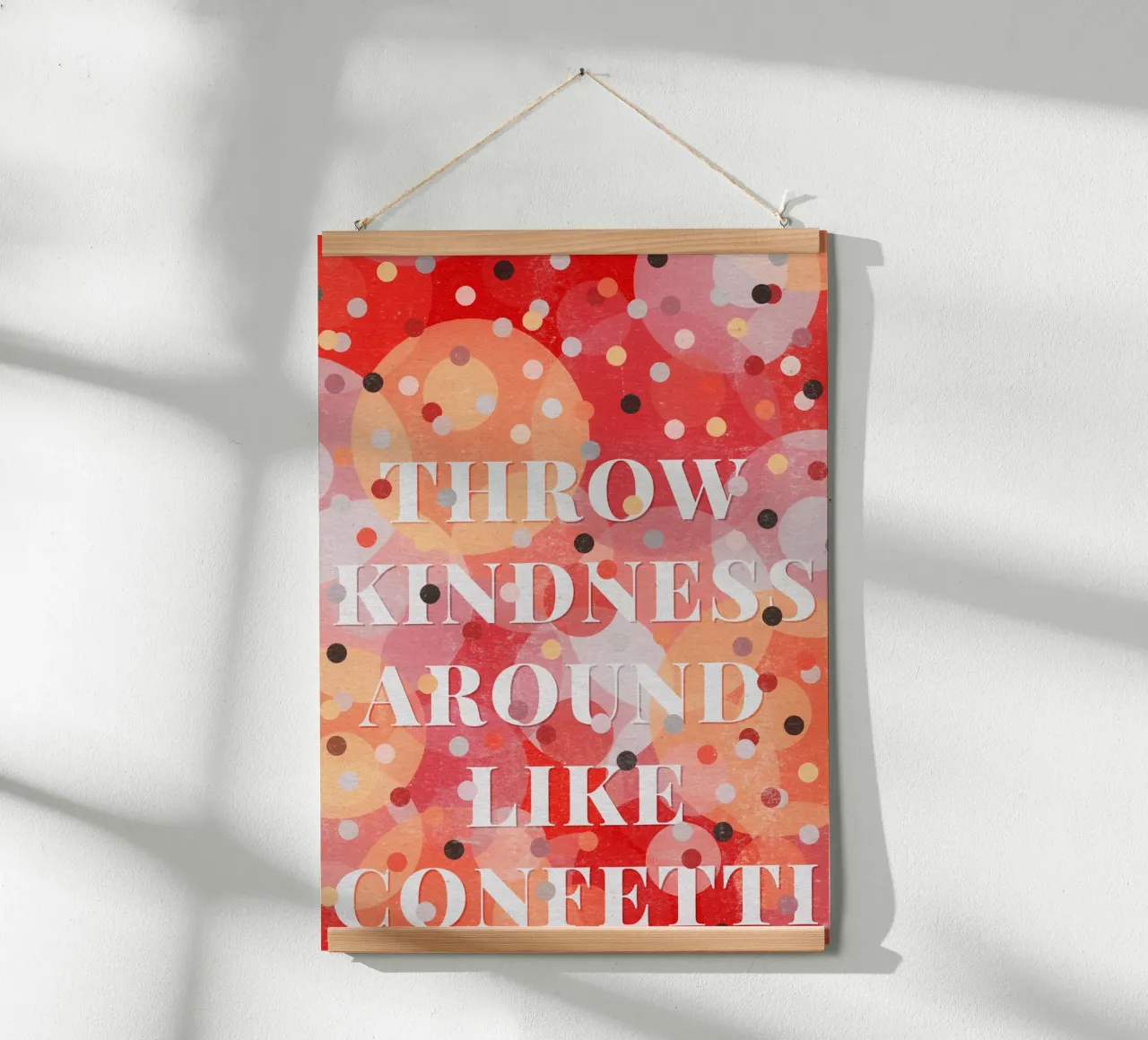 Throw Kindness Around Like Confetti poster con telaio in plastica da lazydaypaper