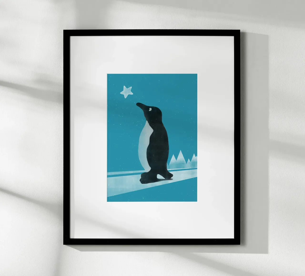 Winter Pinguin poster con telaio in legno da lazydaypaper
