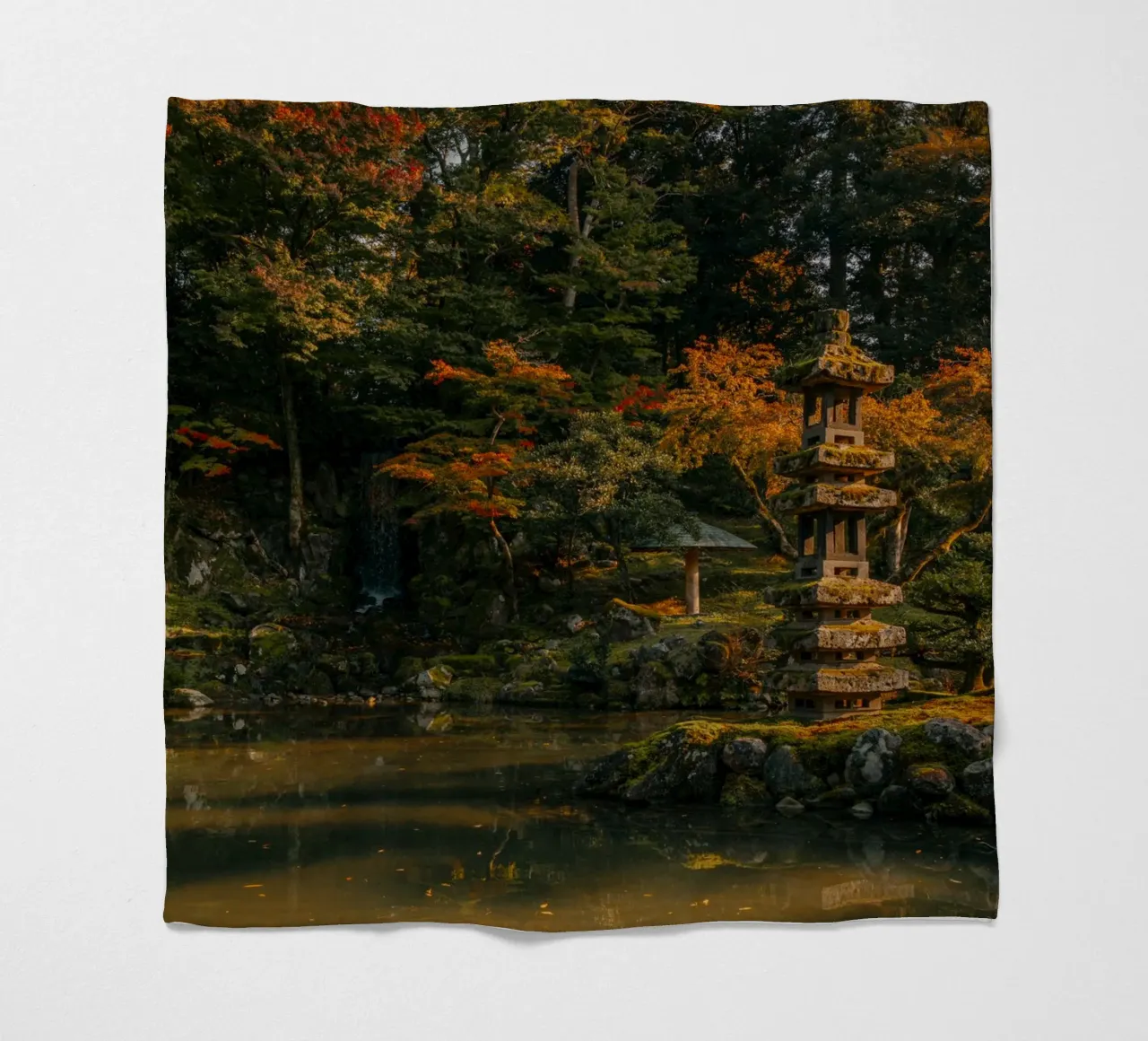 Giardino giapponese in autunno coperta in pile da Marcel Bisig