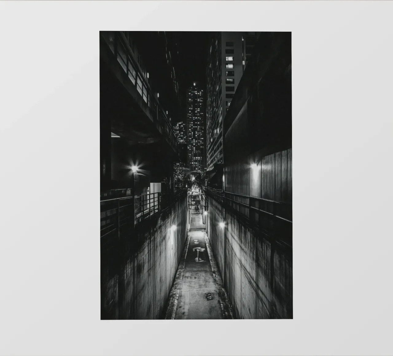 Bangkok Nocturne : De gloed van schaduwen pvc-zeil van By Night