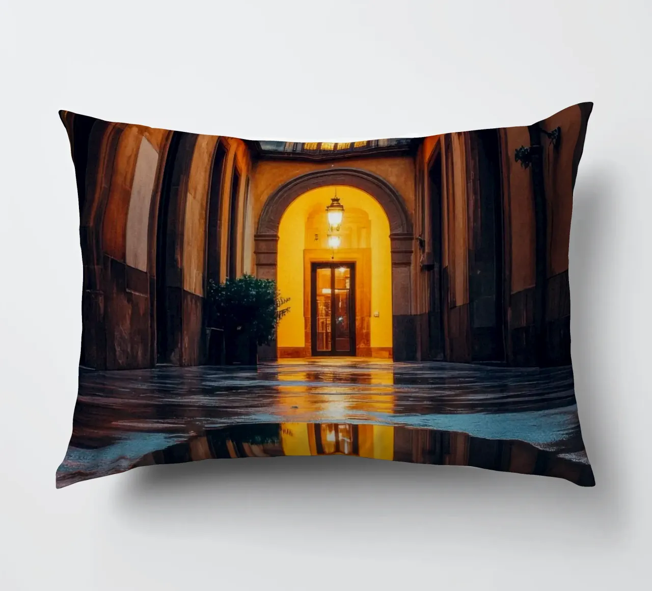 Un bagliore intimo nelle stradine di Barcellona cuscino da By Night
