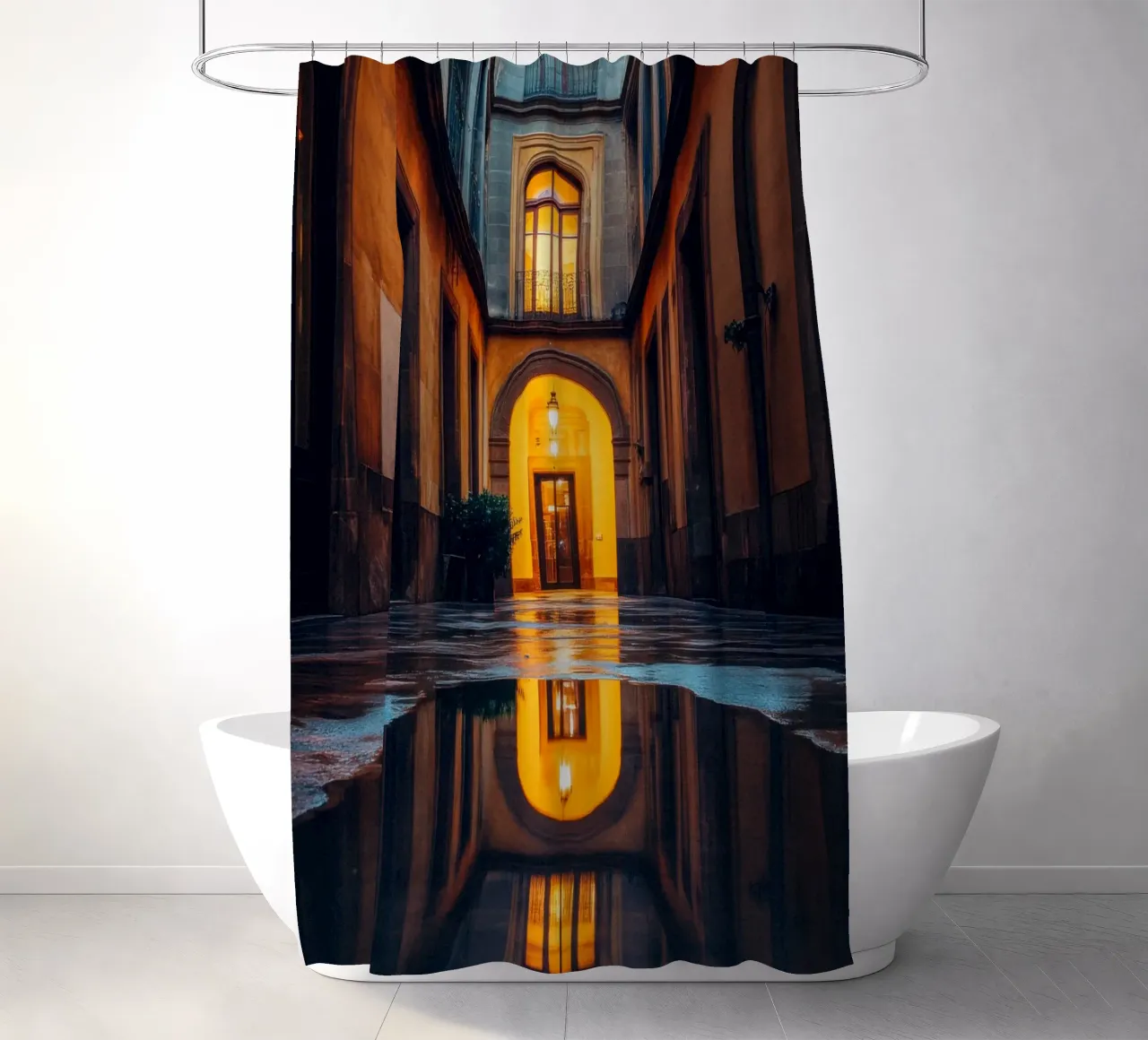 Intimes Glühen in den Gassen Barcelonas Duschvorhang von By Night