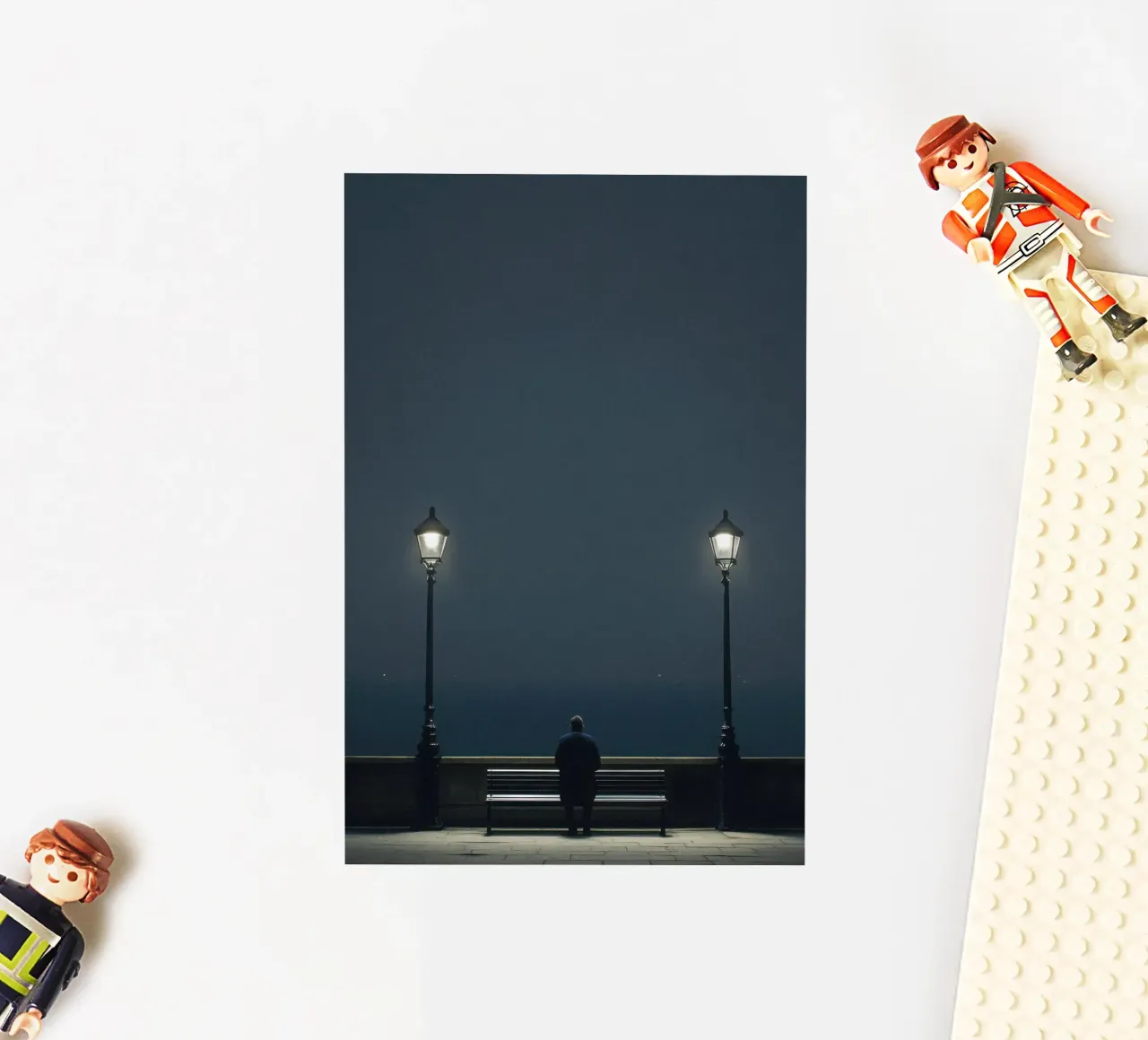 Lights in the night - London sticker by By Night