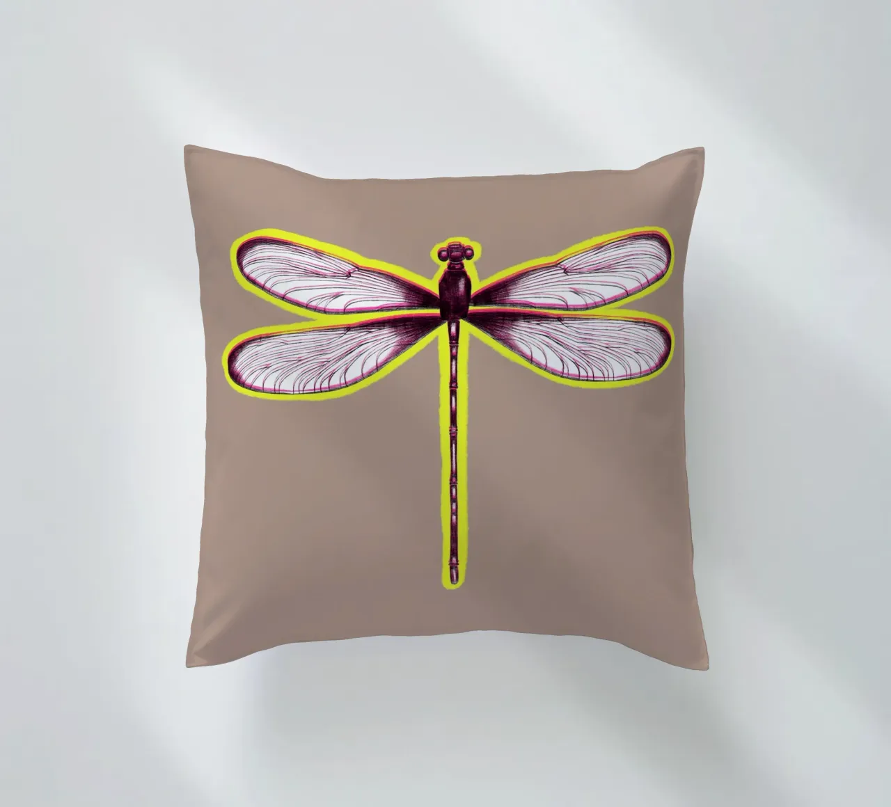 BLURRED DRAGONFLY cuscino da LAUSEMIA DESIGN STUDIO