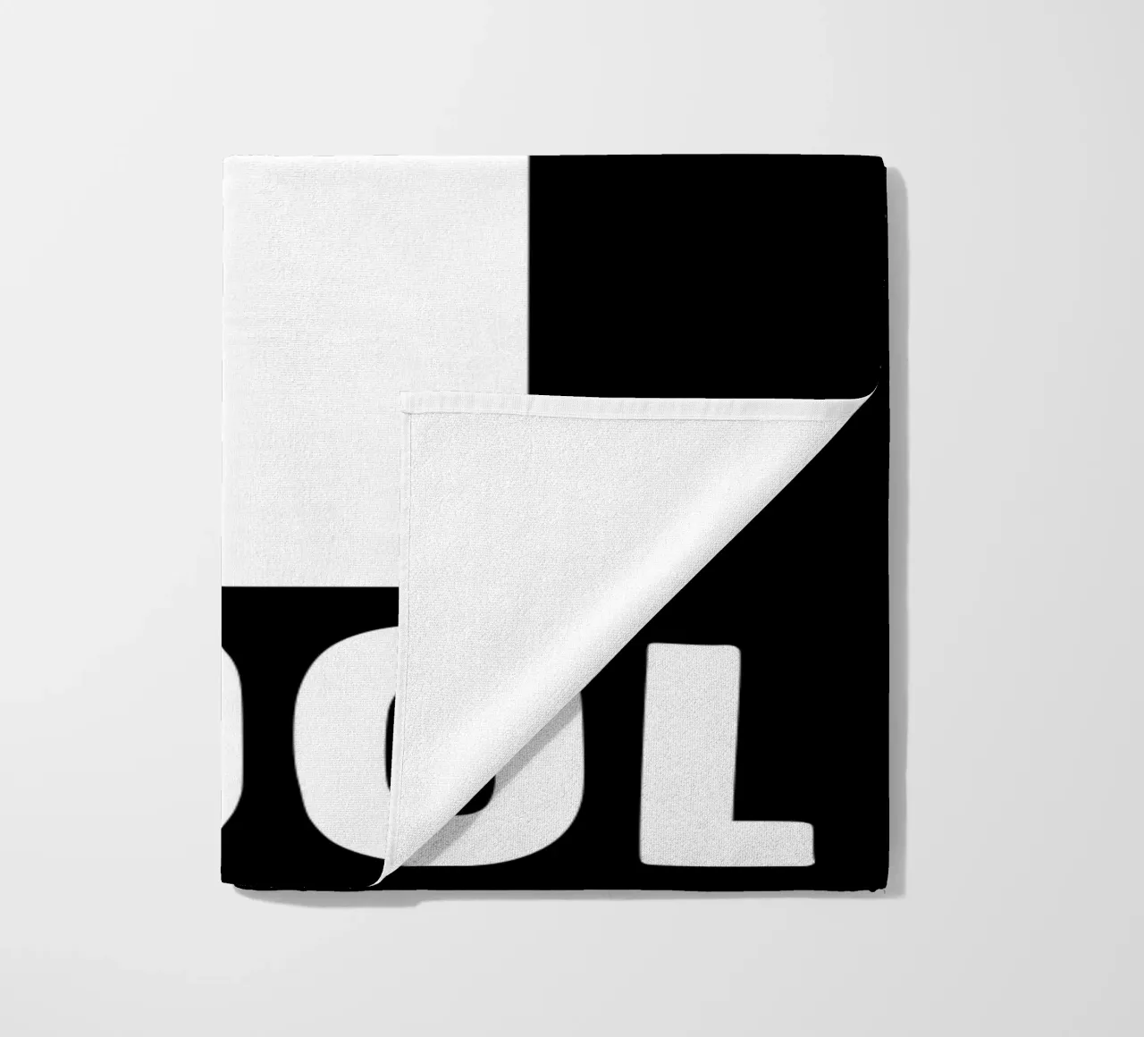 Cool Motivational Inspirational Minimalistic Arrow (freccia minimalista) telo mare da sillyindustries