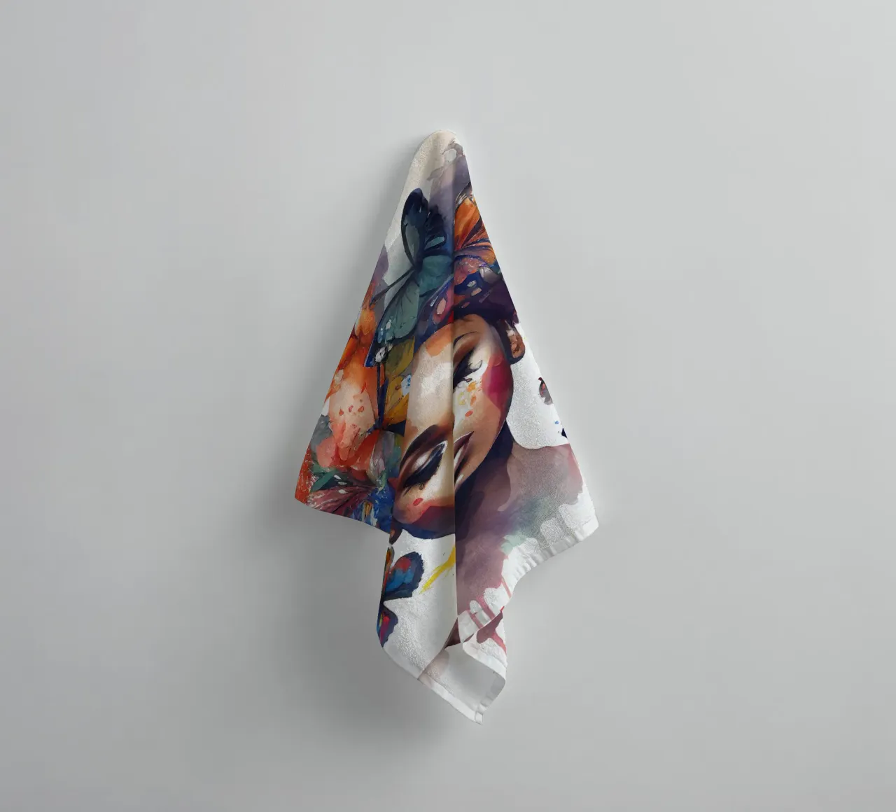 Farfalla acquerellata Donna africana asciugamano da bagno da Chromatic Fusion Studio