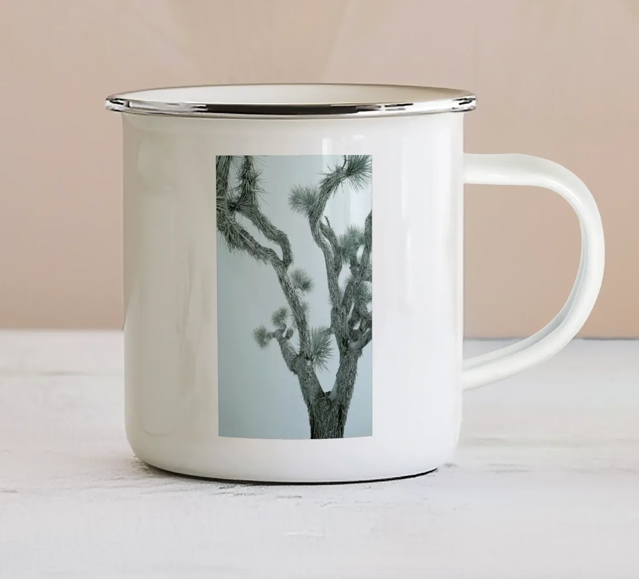 Joshua Tree Emaille Tasse von Shot By Clint