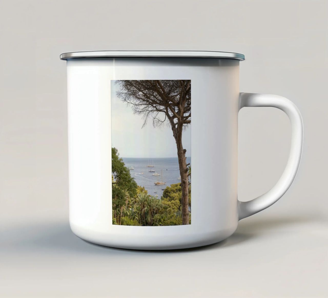 Vista sull'isola di Capri tazza in smalto da Henrike Schenk Photography