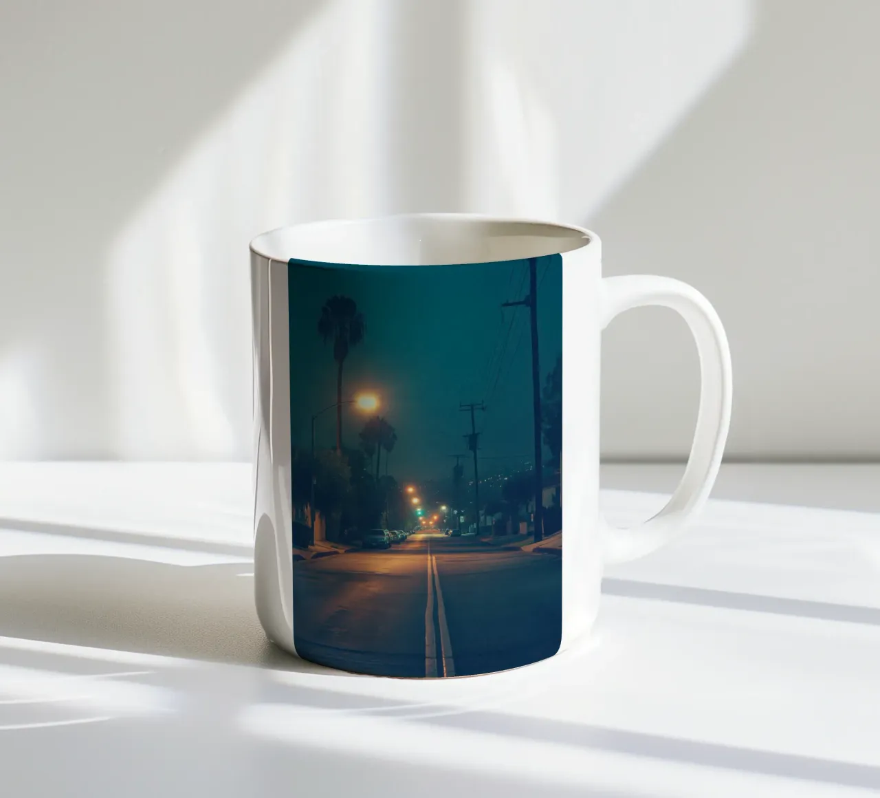 Notti elettriche di Los Angeles tazza in ceramica da By Night