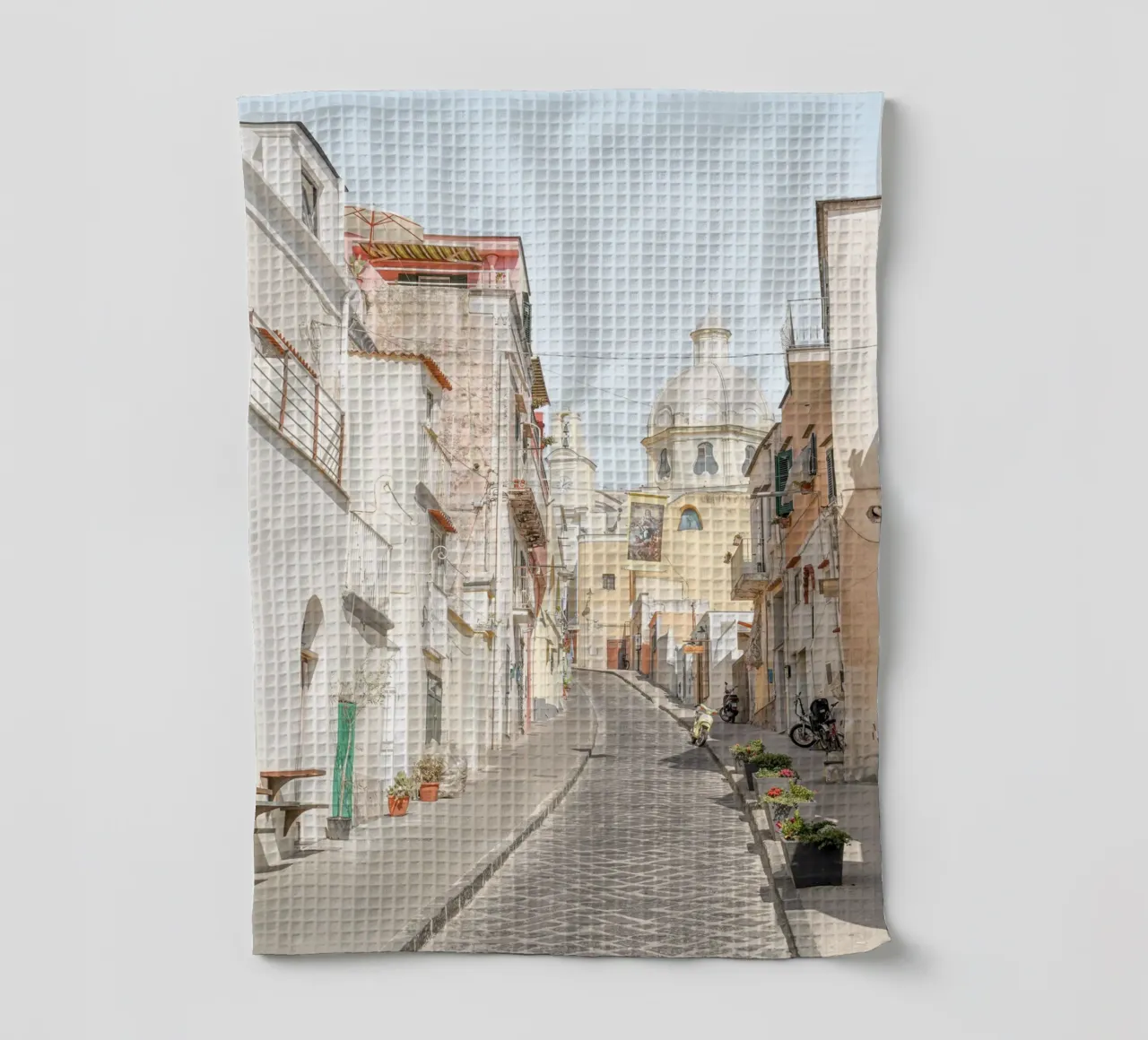 Strada a colori pastello sull'isola di Procida, Italia canovaccio da cucina da Henrike Schenk Photography