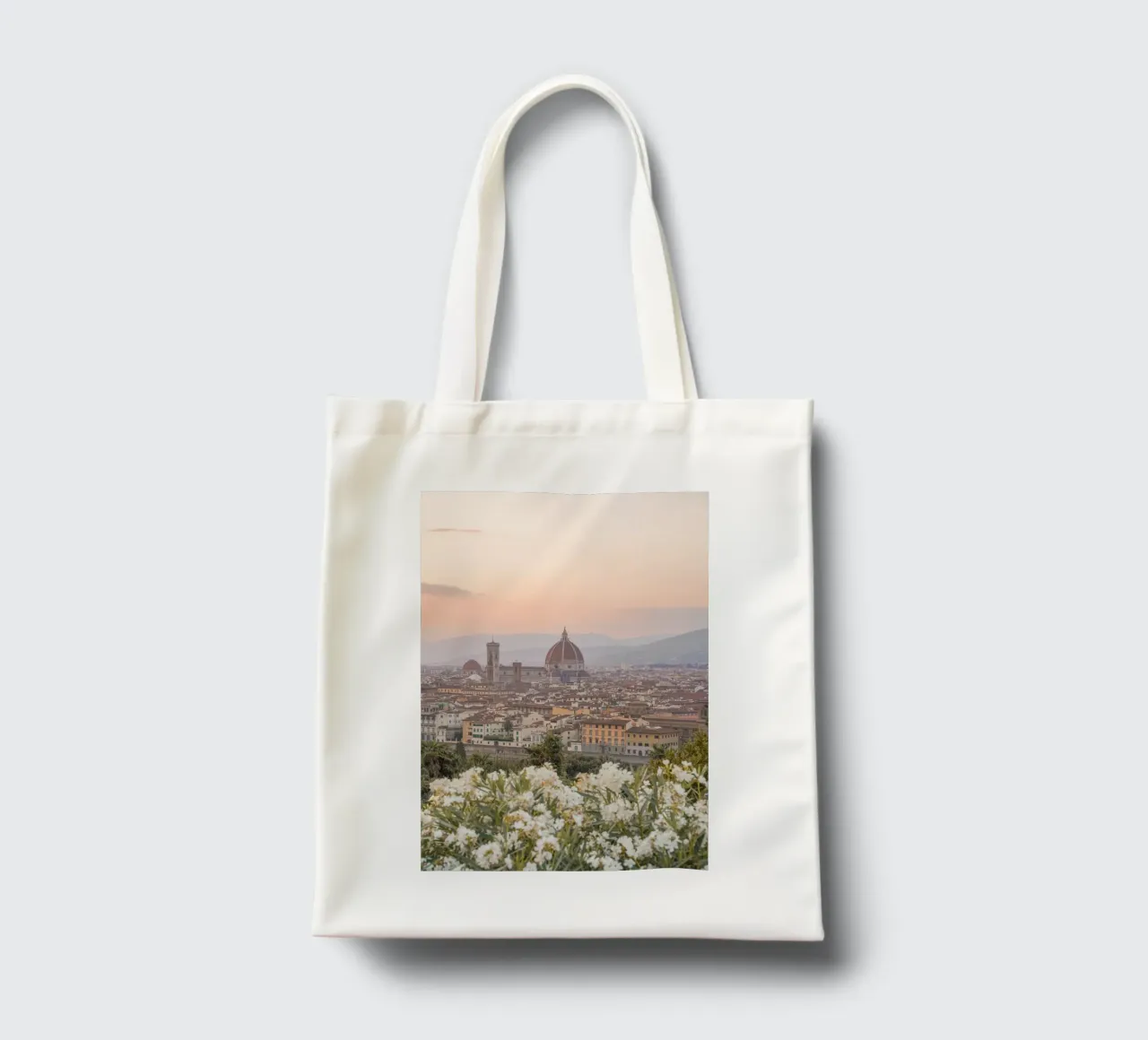 Sunset in Florence tote bag by Henrike Schenk Photography