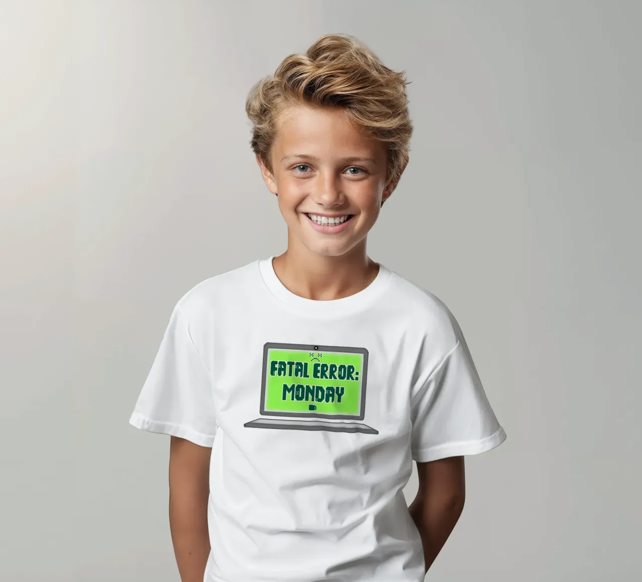 Error fatal Odio los lunes Geek Tech Sarcasmo camiseta para niños de sillyindustries