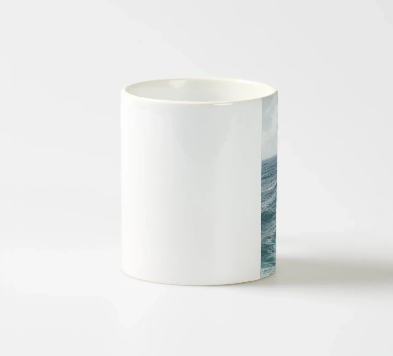 Blues atlantico tazza in ceramica da Henrike Schenk Photography