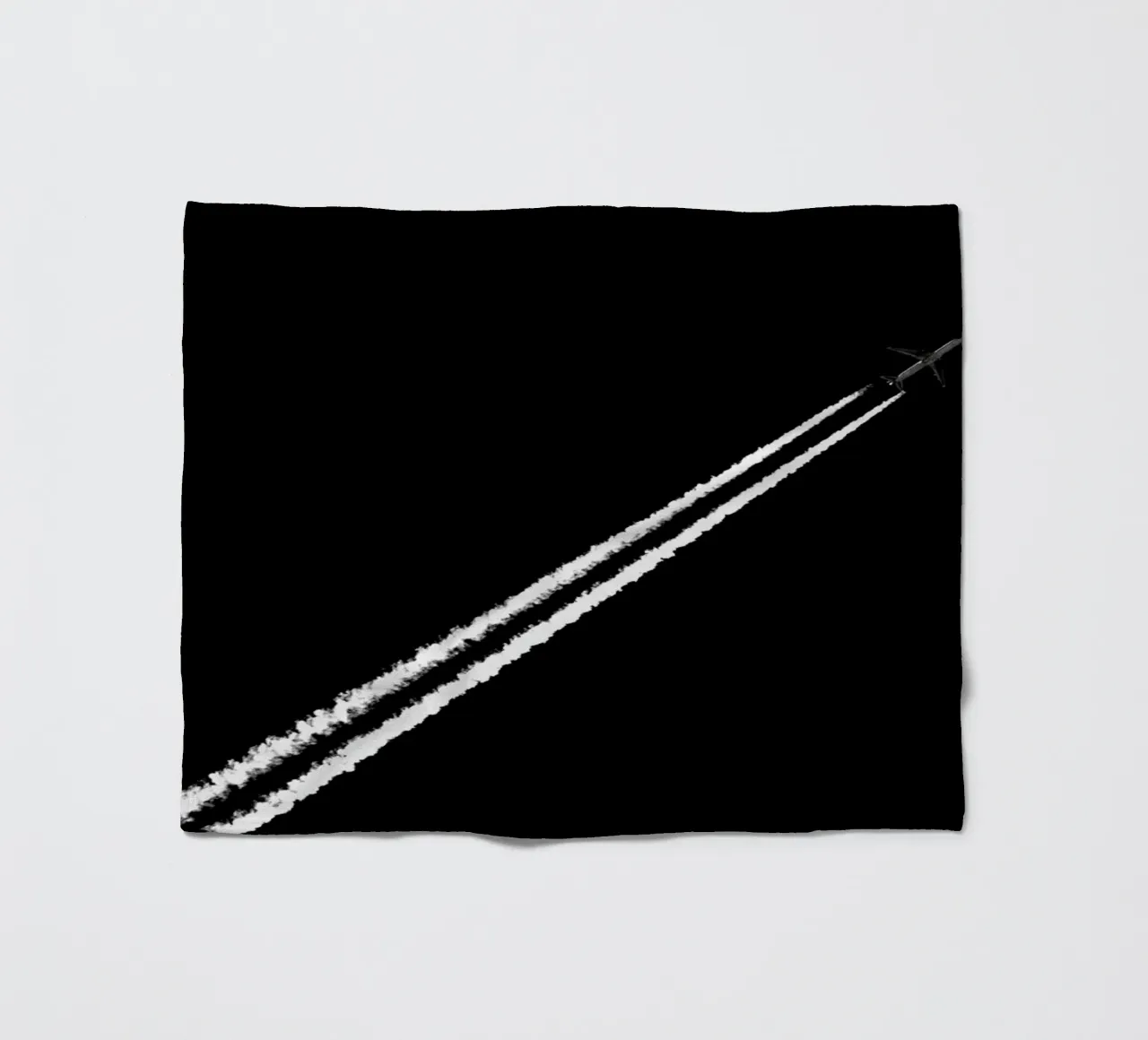 Black and White coperta in pile da Tal Paz-Fridman