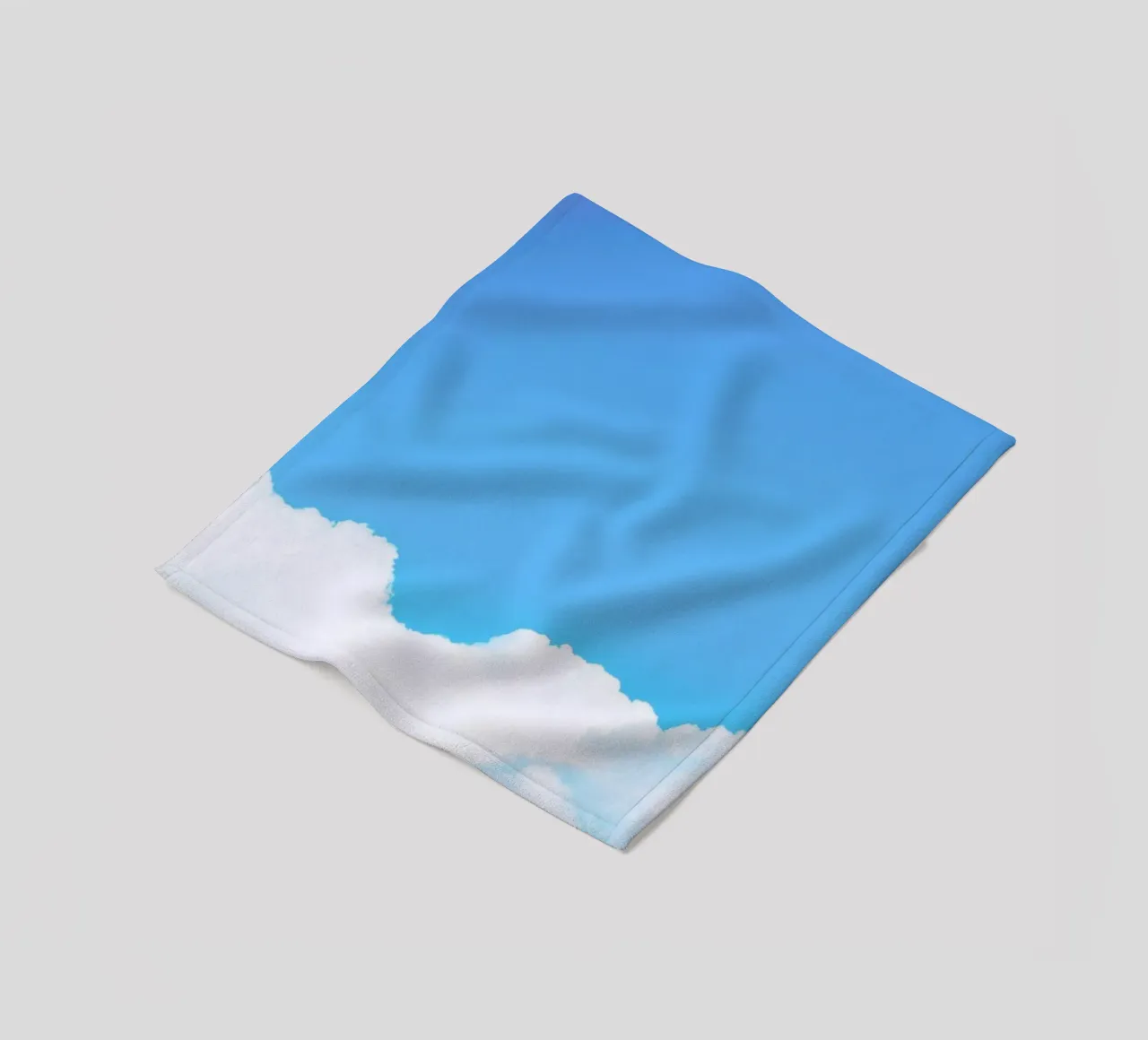 Blue Clouds I coperta in pile da Tal Paz-Fridman