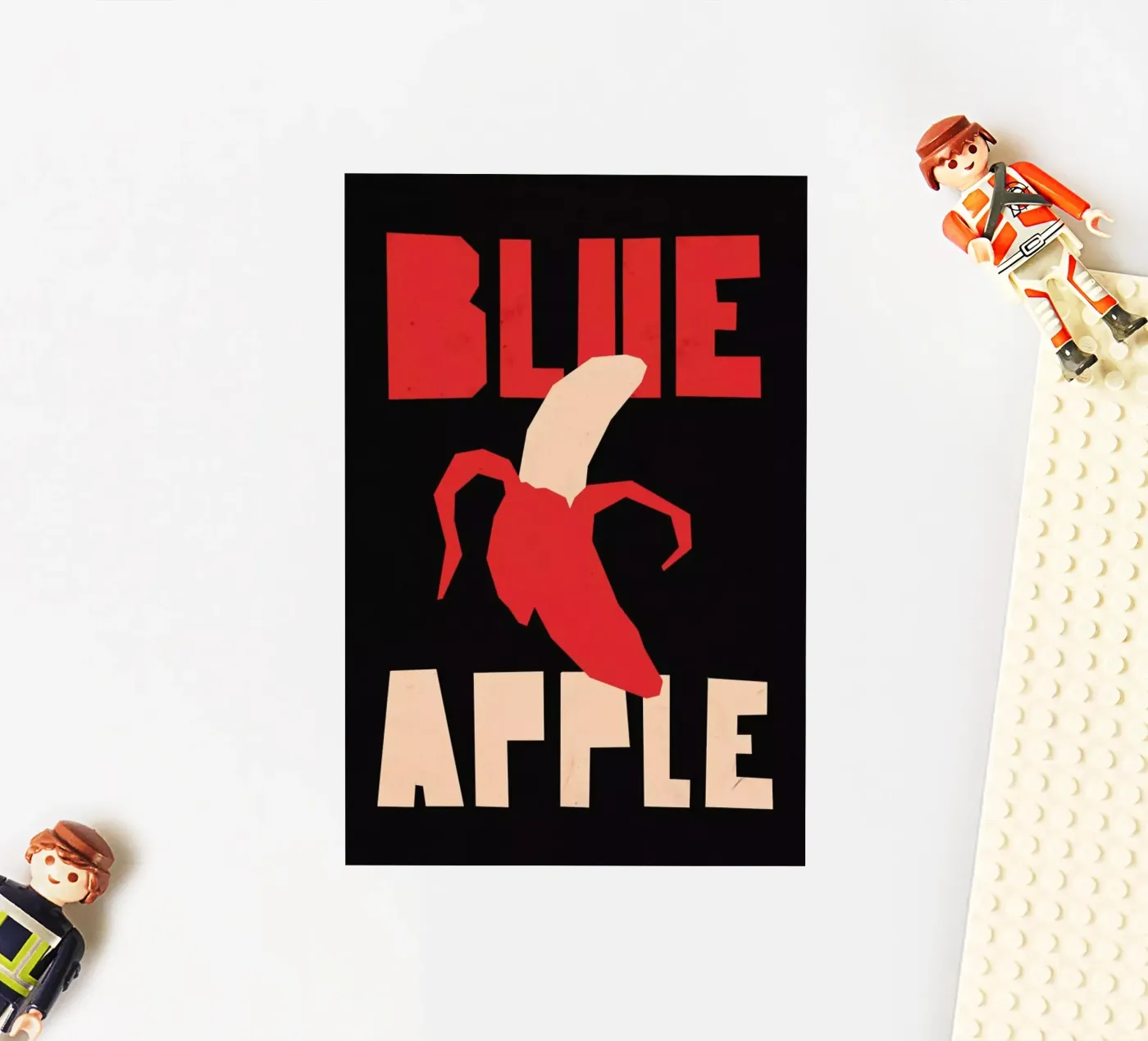 Blue orange sticker van Yetiland