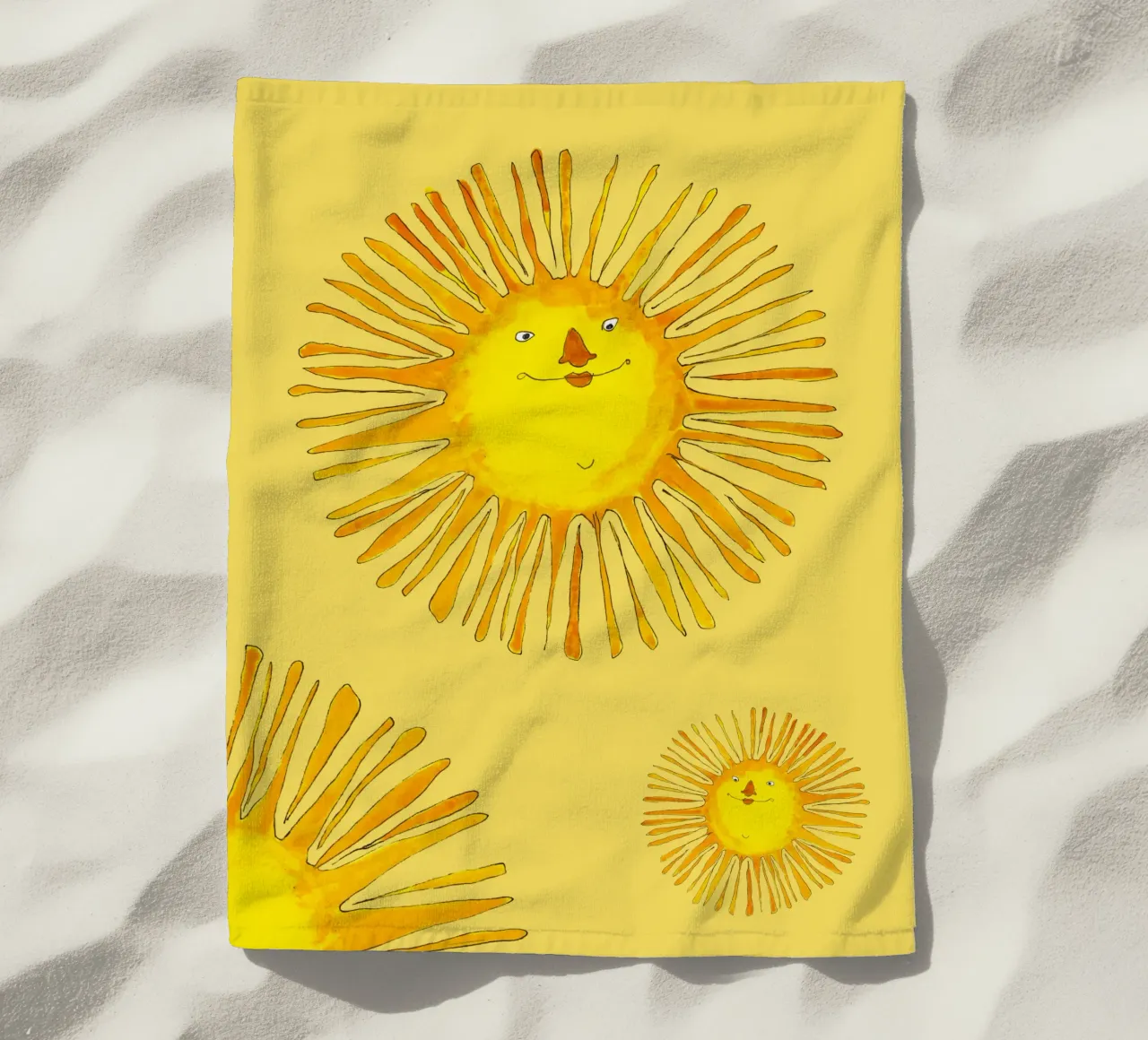 Die Sonne scheint beach towel by Face & Content
