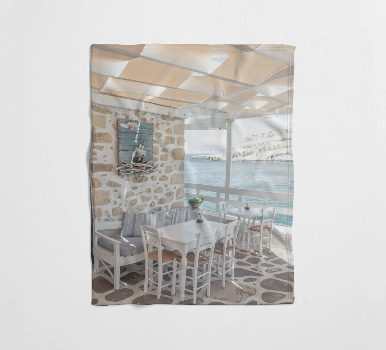 Terrazza greca coperta in pile da Henrike Schenk Photography